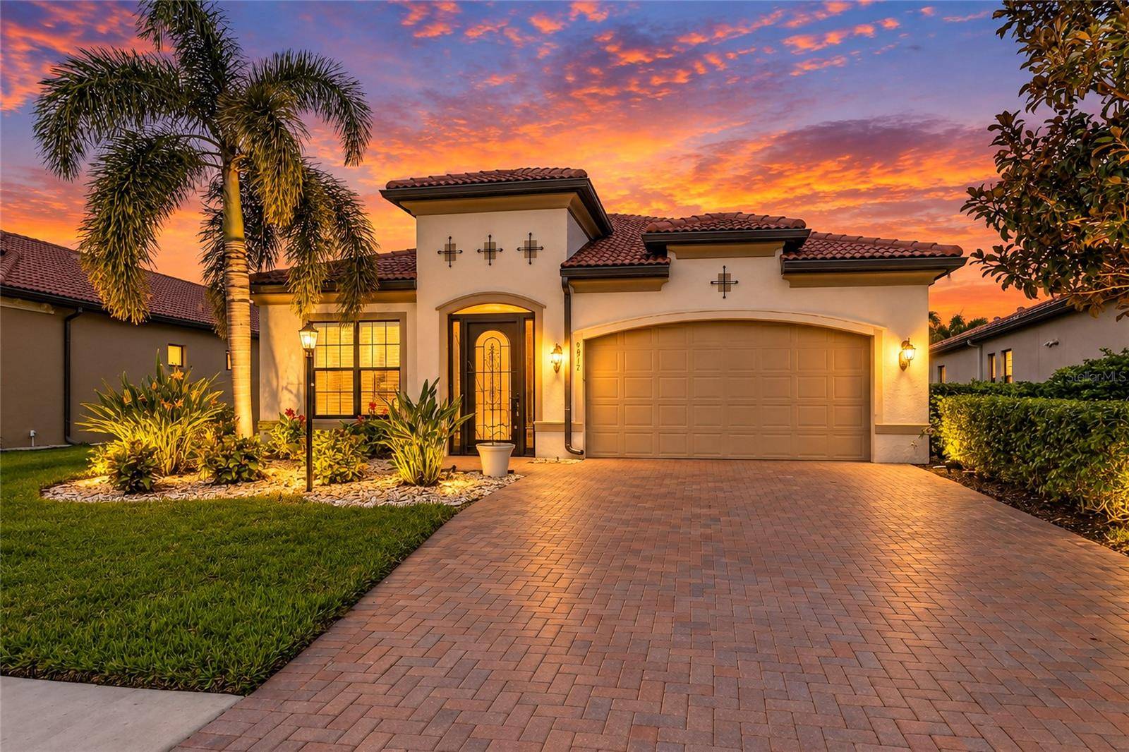 9817 MARBELLA DR, Bradenton, FL 34211