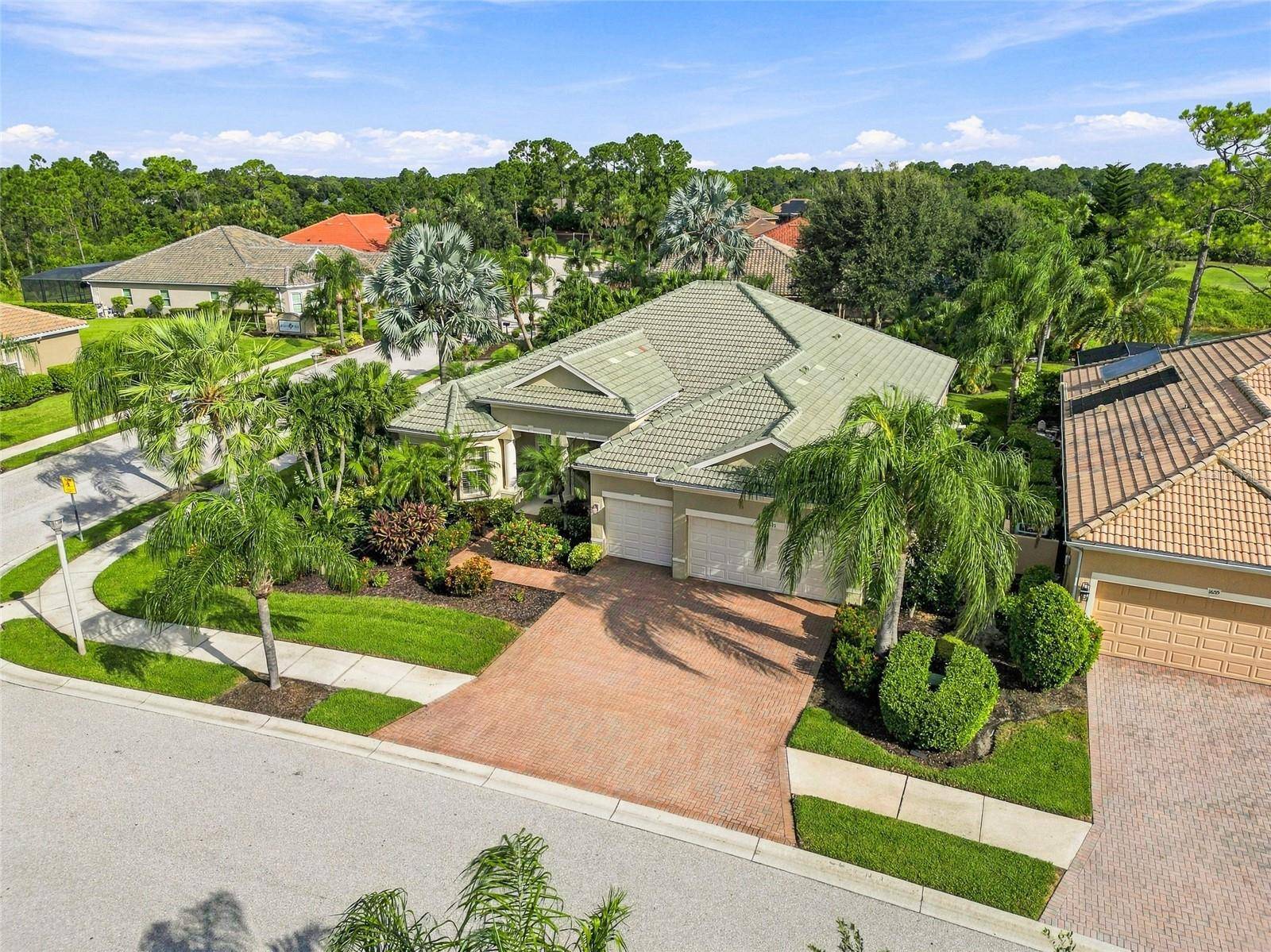 1645 CREEK NINE DR, North Port, FL 34291