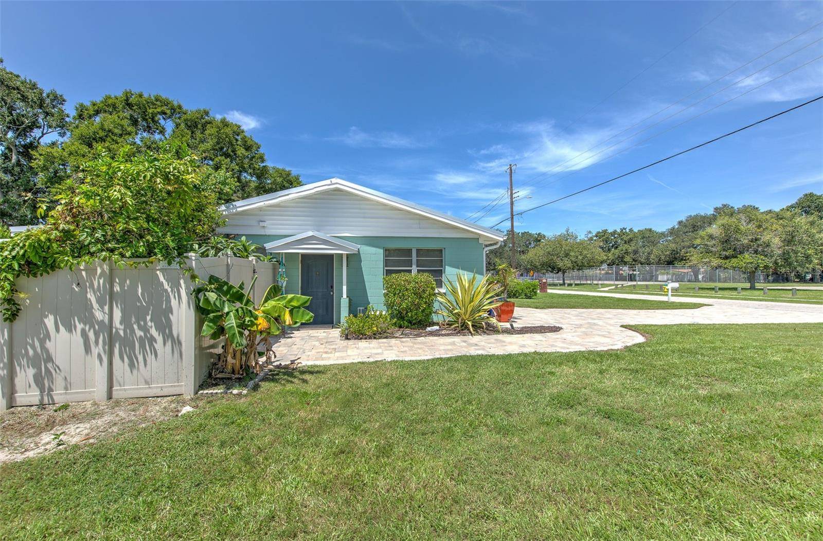 4502 W PEARL AVE, Tampa, FL 33611