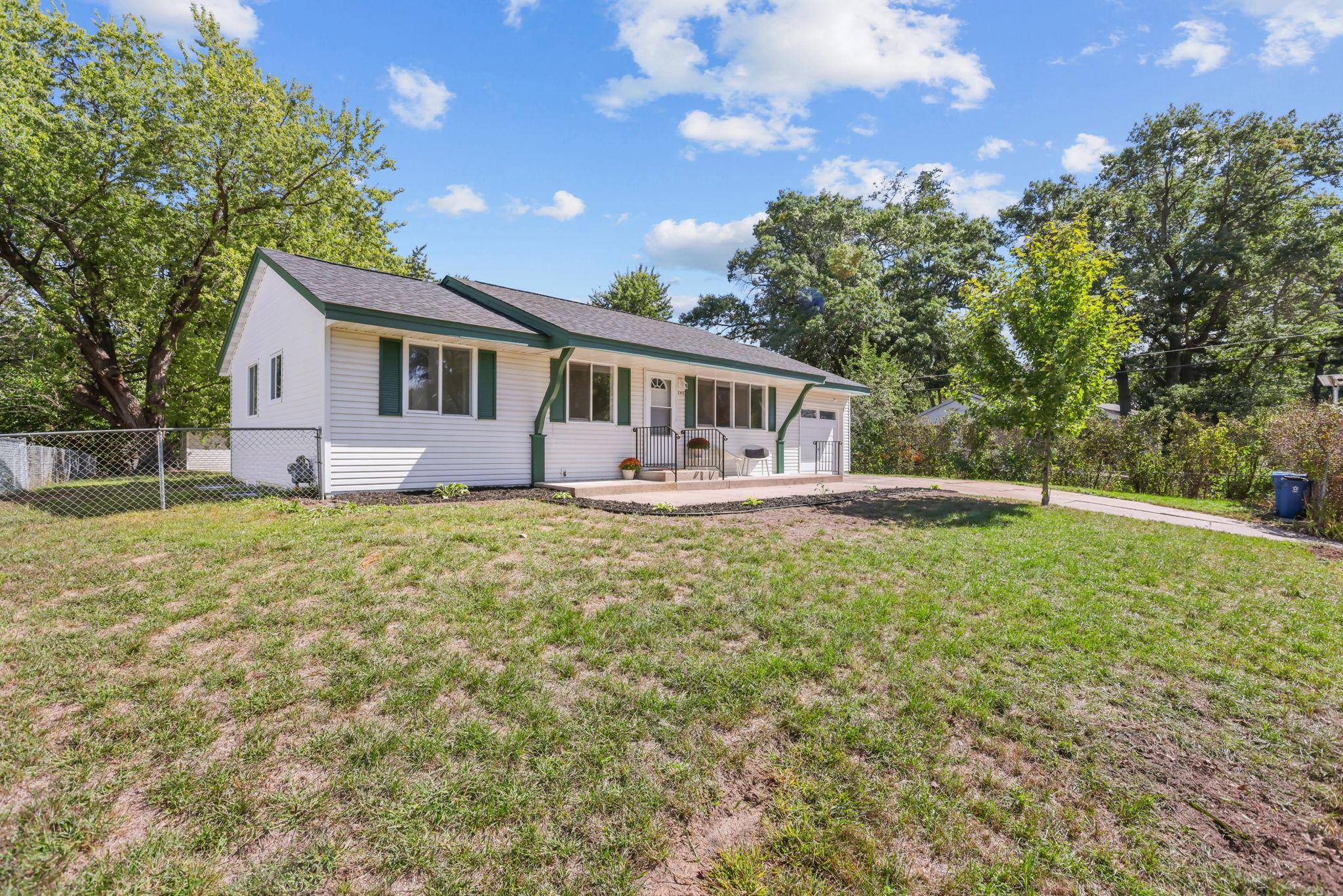 248 Galaxy DR, Circle Pines, MN 55014
