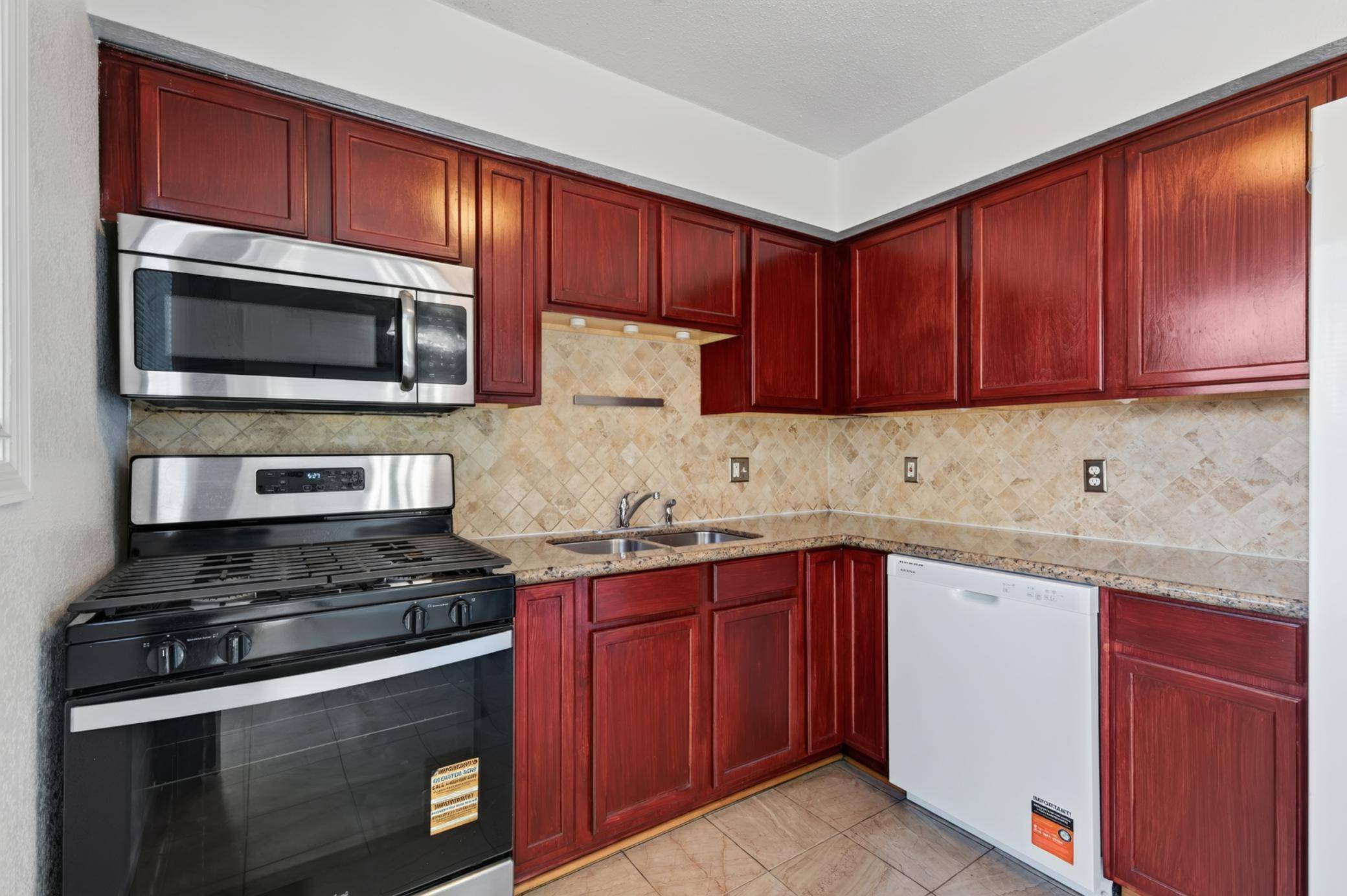 460 Blair AVE, Saint Paul, MN 55103