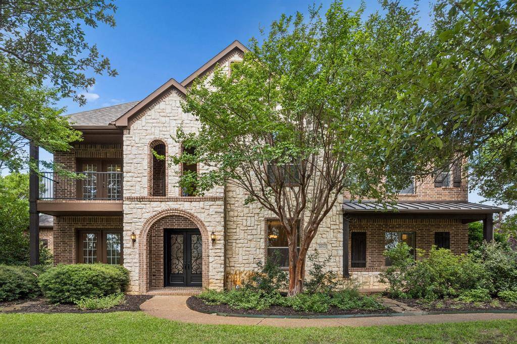 2012 Woodbine Circle, Southlake, TX 76092