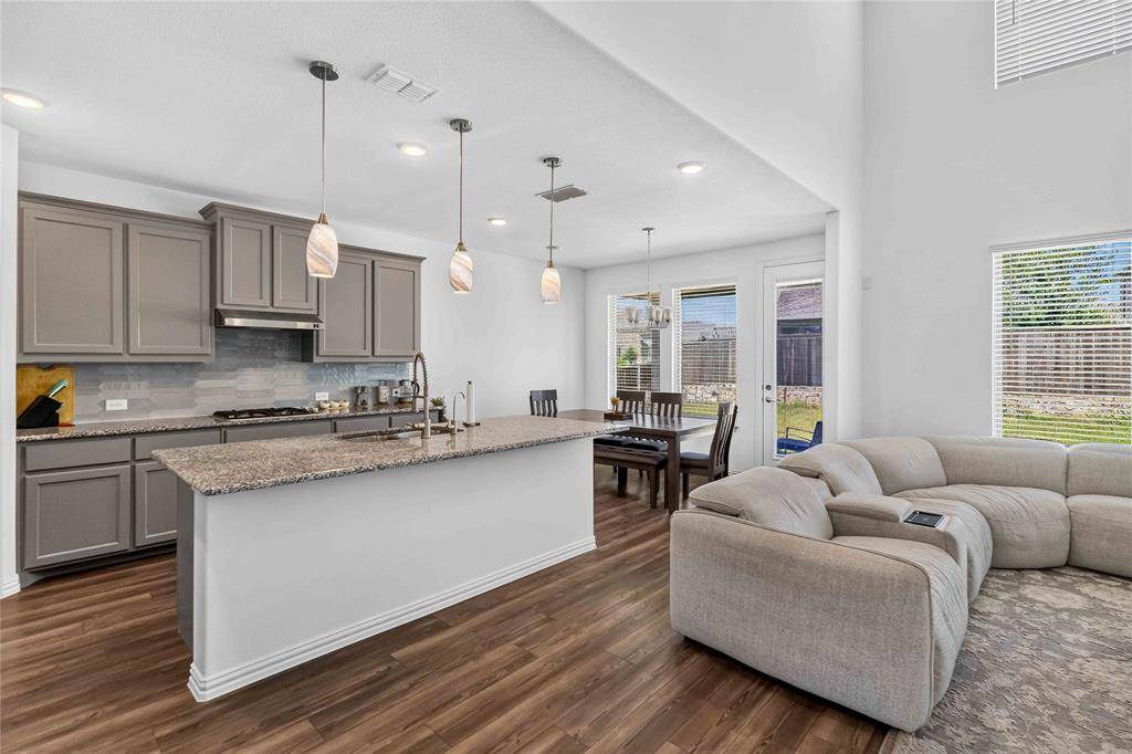 1308 Ladys Mantle Way, Celina, TX 75078