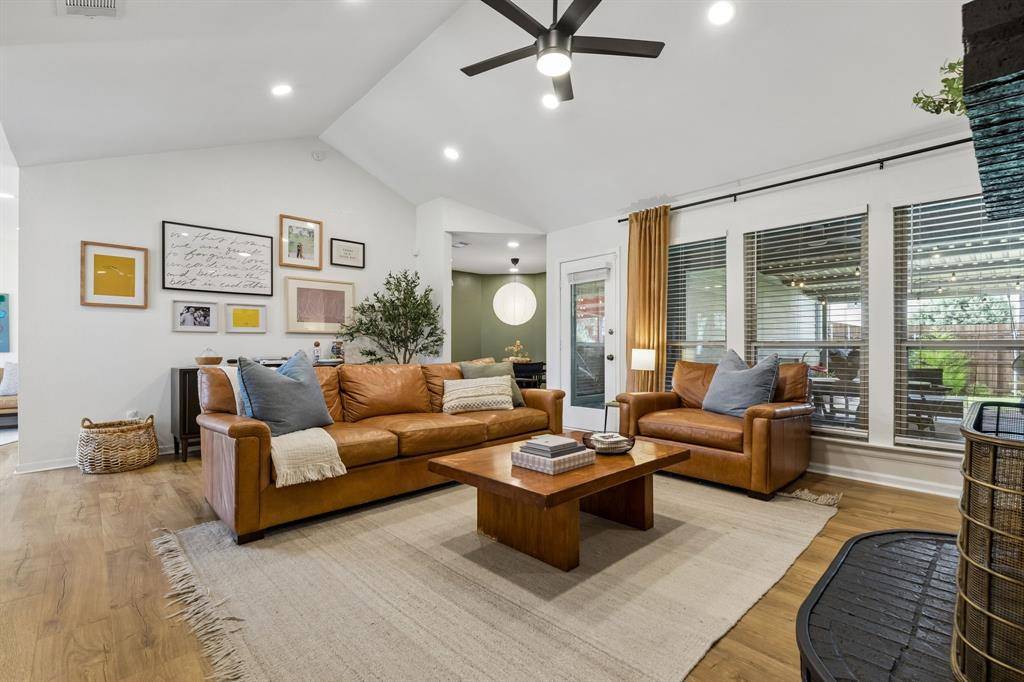 425 Kirkwood Drive, Lewisville, TX 75067