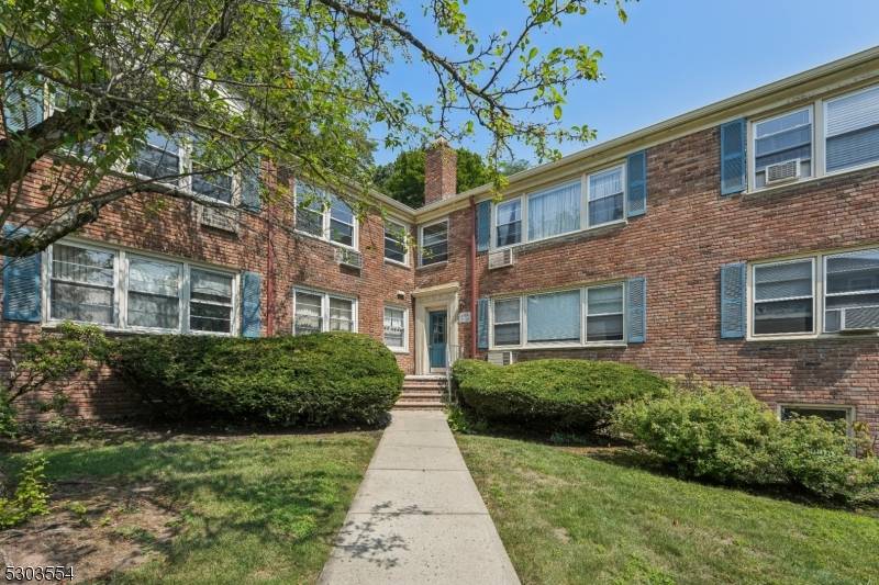 24 Hutton Ave #38, West Orange Twp., NJ 07052