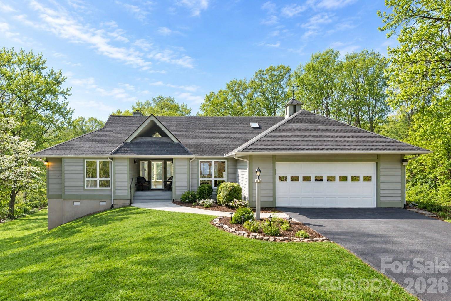 132 Broadmoor DR #V-1, Flat Rock, NC 28731