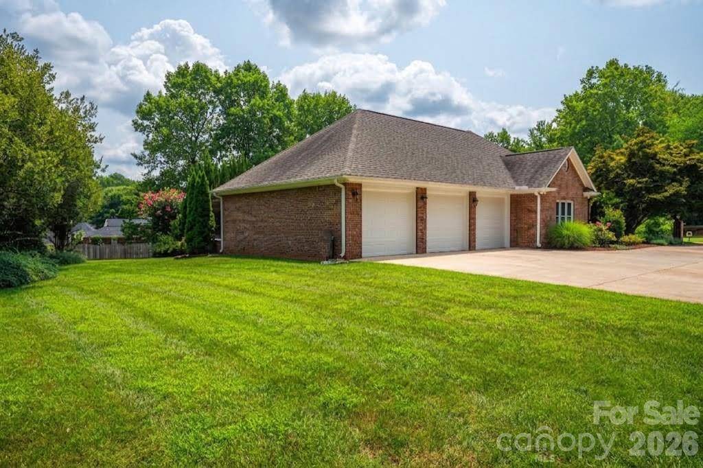 5023 Samuel Pinckney DR, Belmont, NC 28012