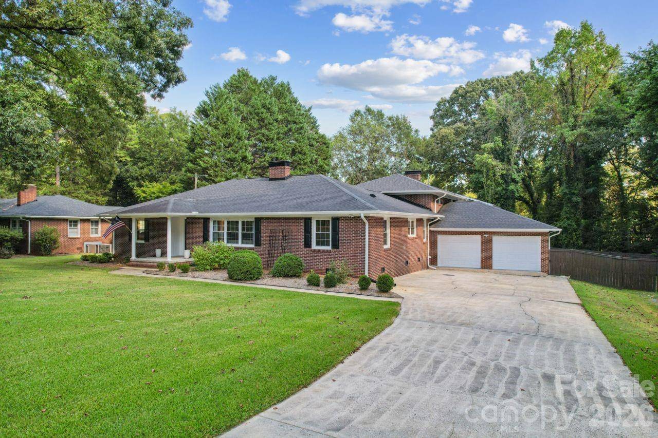 1729 Lumpkin CIR, Rock Hill, SC 29732