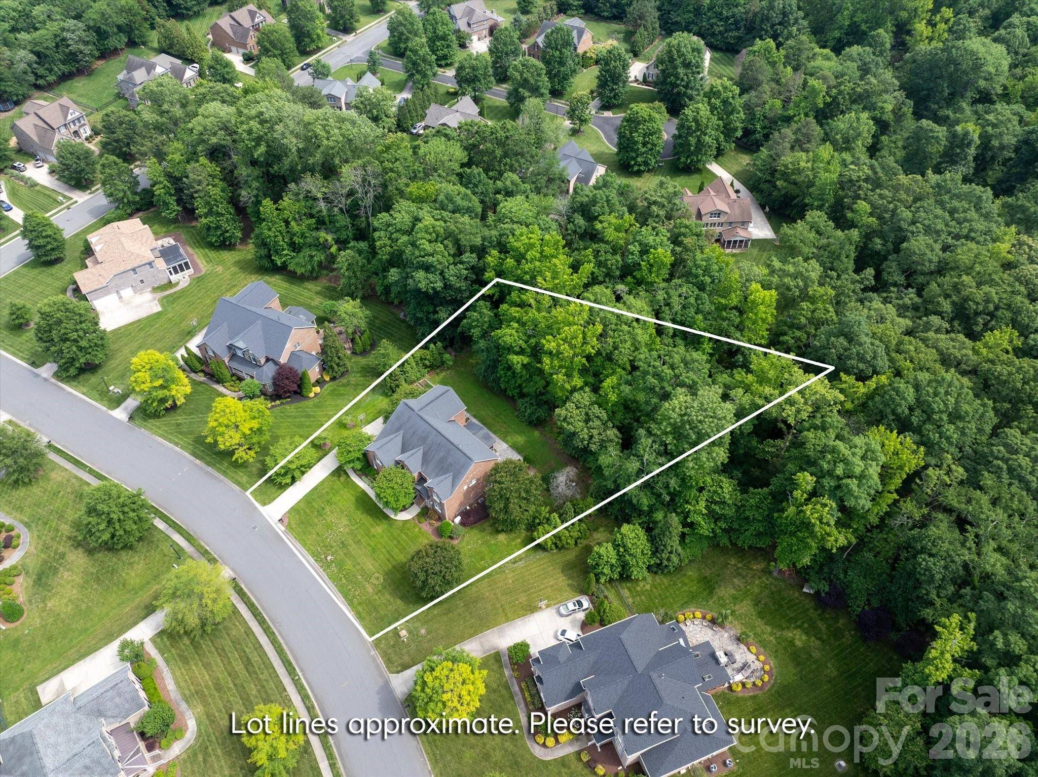 409 Running Horse LN, Waxhaw, NC 28173