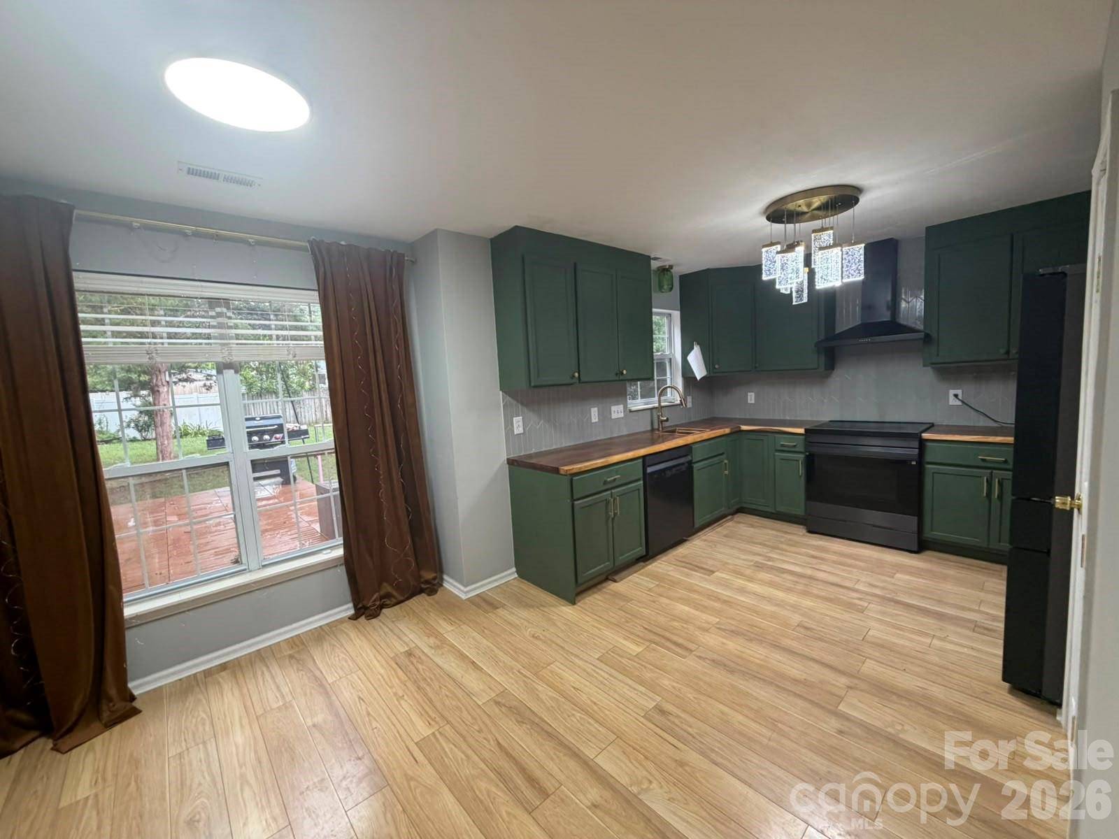6105 Old Corral ST, Charlotte, NC 28277