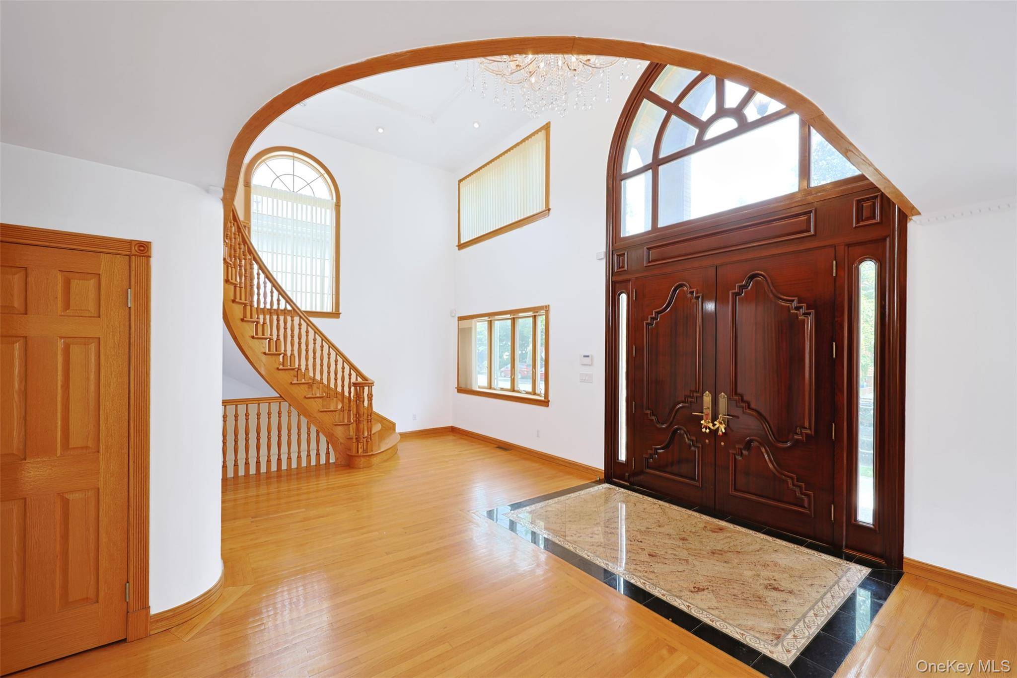 61-36 Cloverdale BLVD, Oakland Gardens, NY 11364