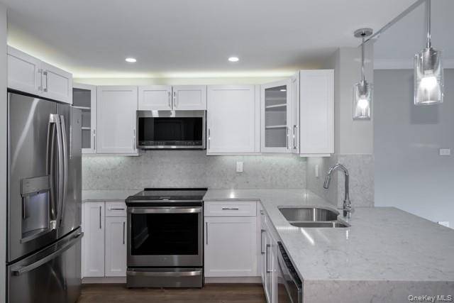 1100 Avalon Square #S1311, Glen Cove, NY 11542