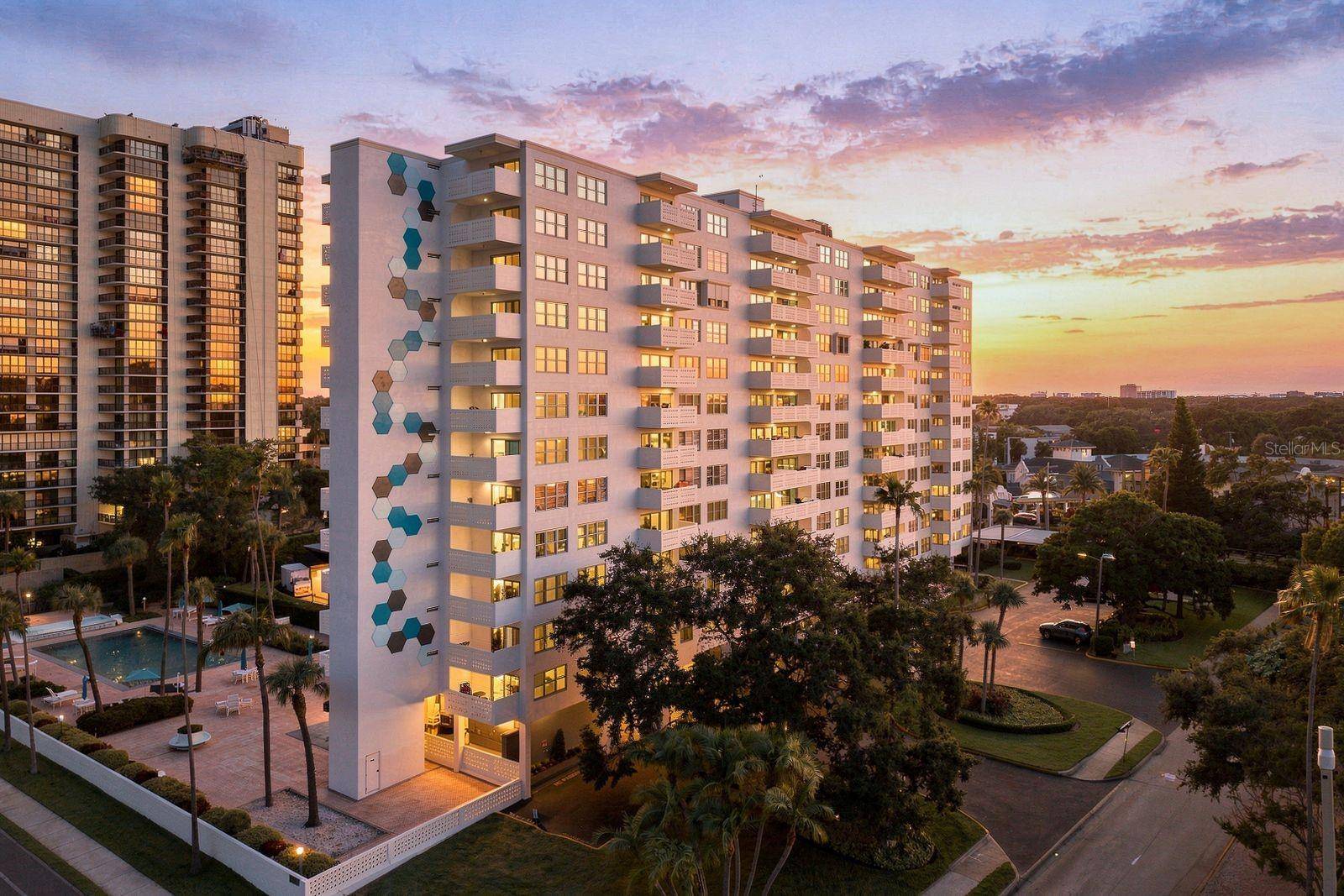 2401 BAYSHORE BLVD #609, Tampa, FL 33629