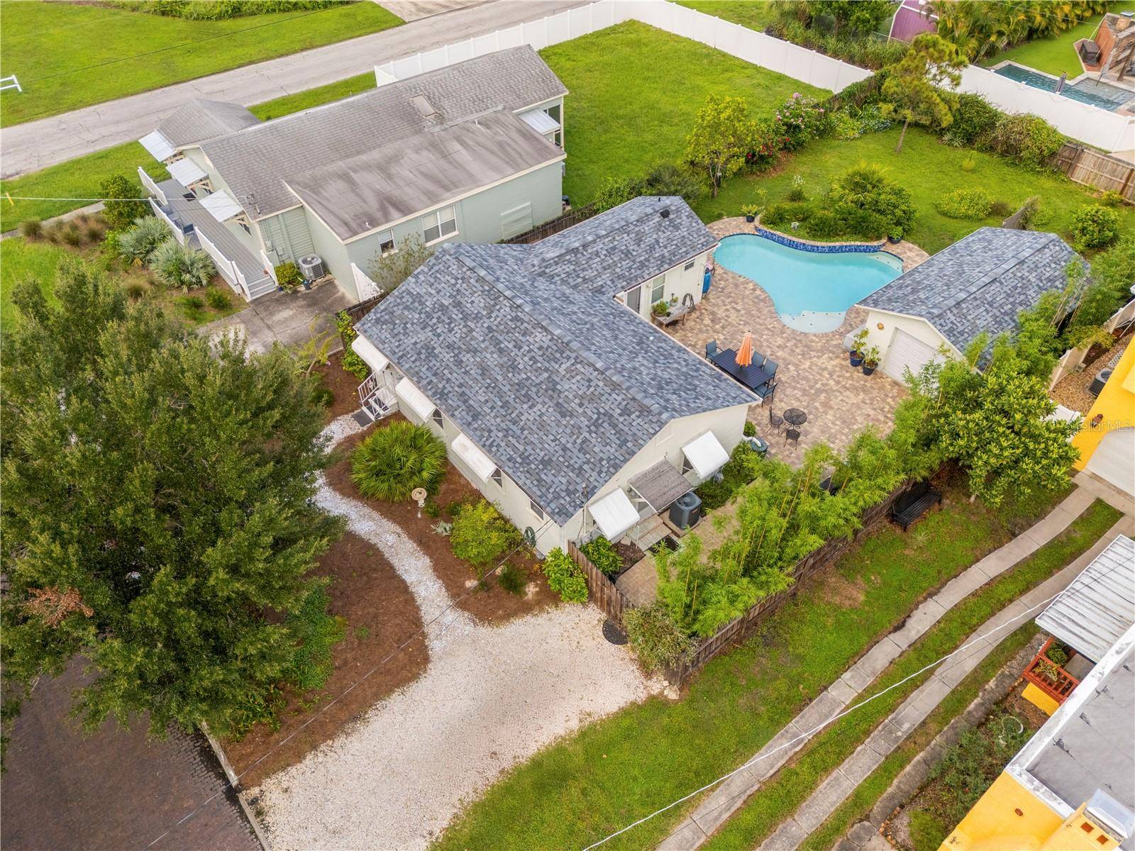 919 W WOODLAWN AVE, Tampa, FL 33603