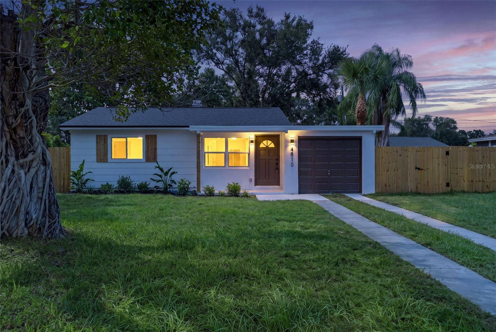6810 13TH ST N, St Petersburg, FL 33702