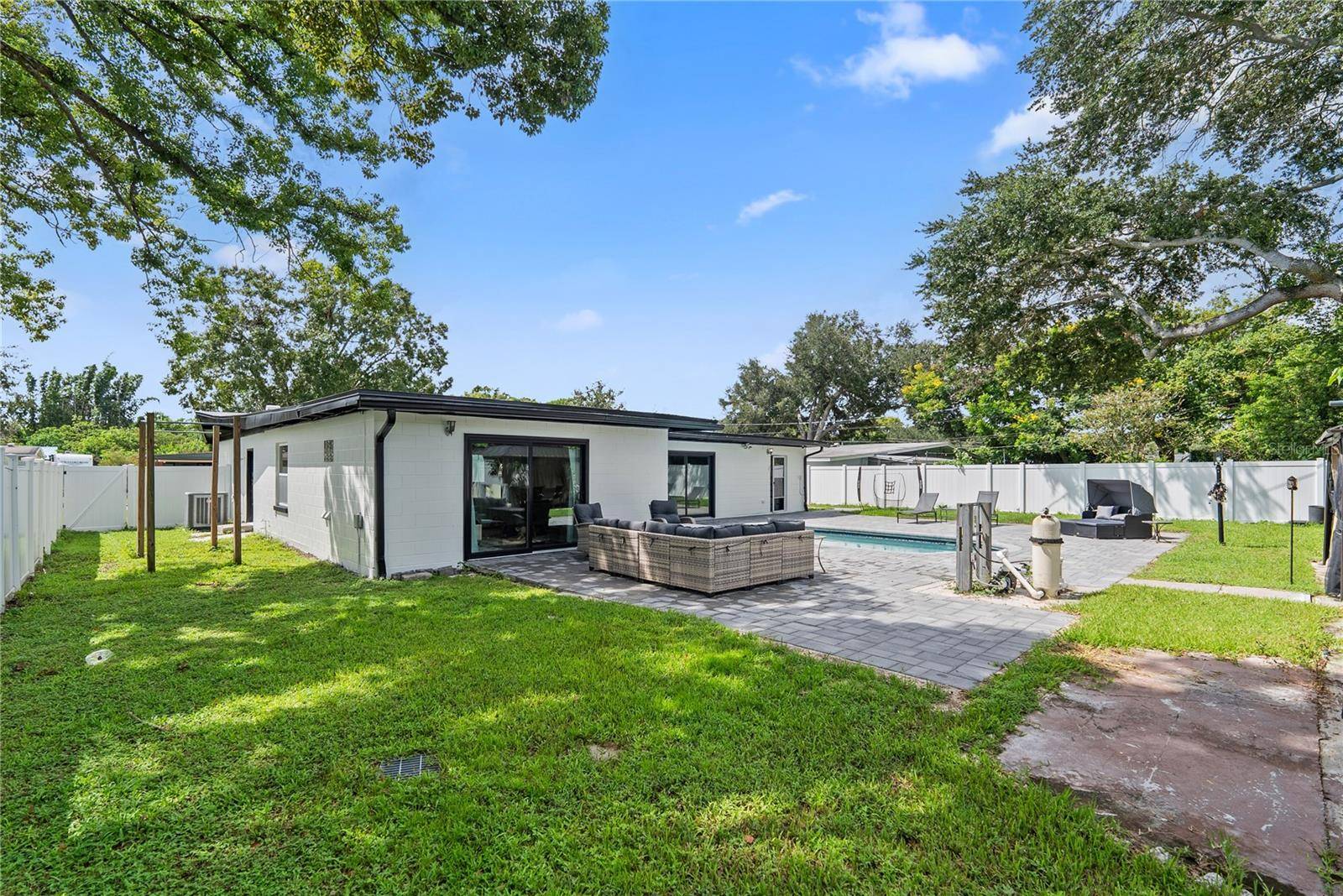 1307 BALTIMORE DR, Orlando, FL 32810