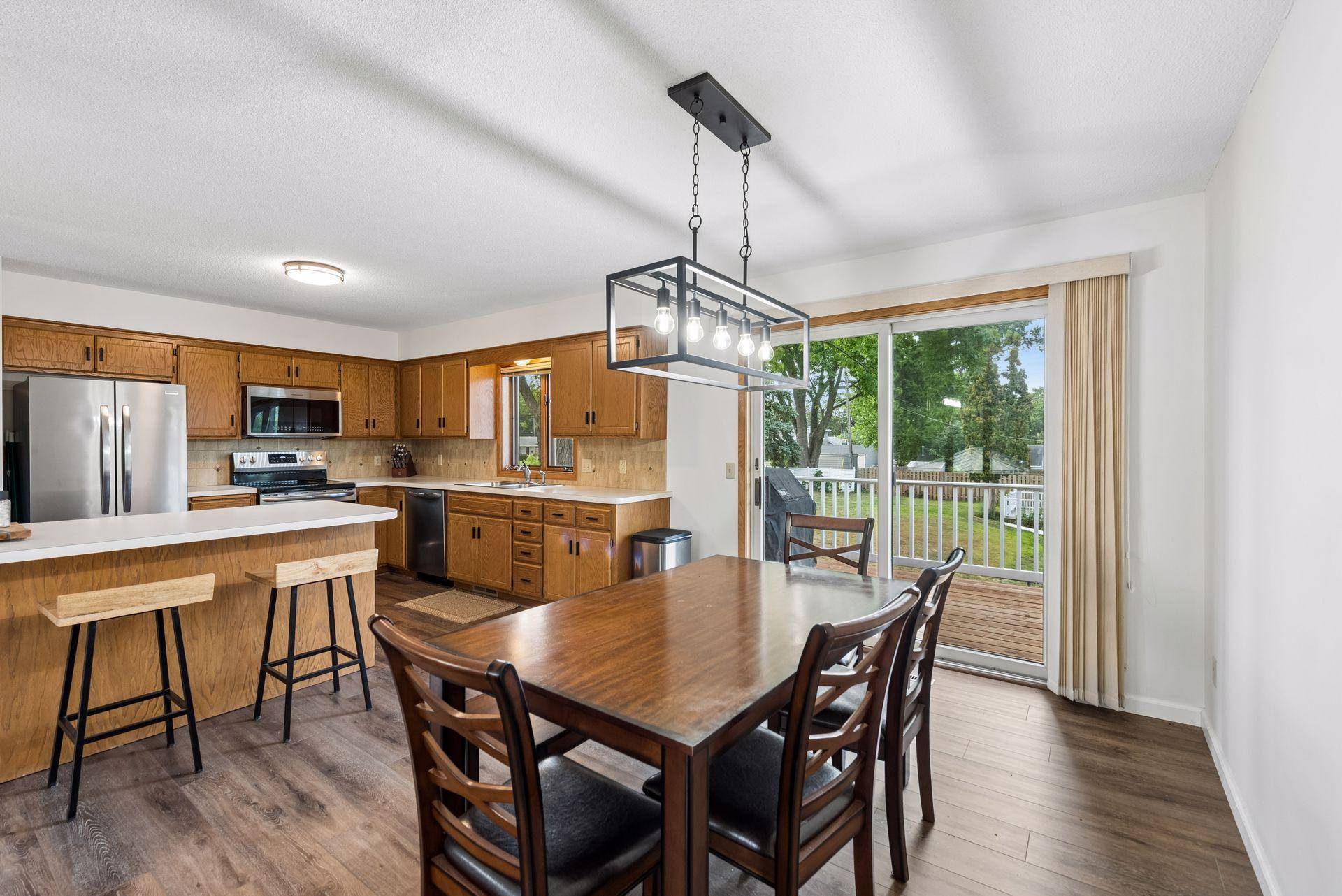 605 E 70th ST, Richfield, MN 55423