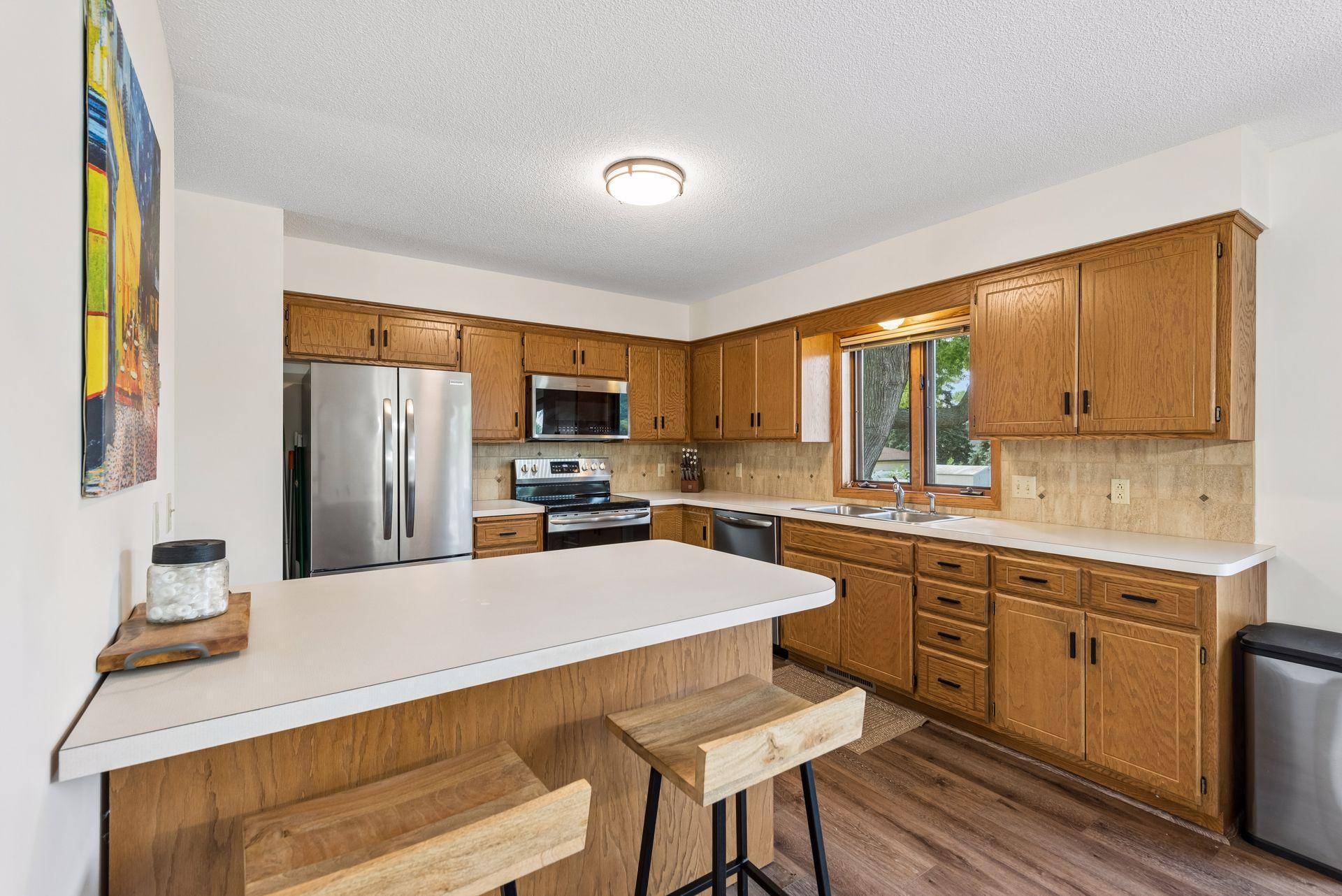 605 E 70th ST, Richfield, MN 55423