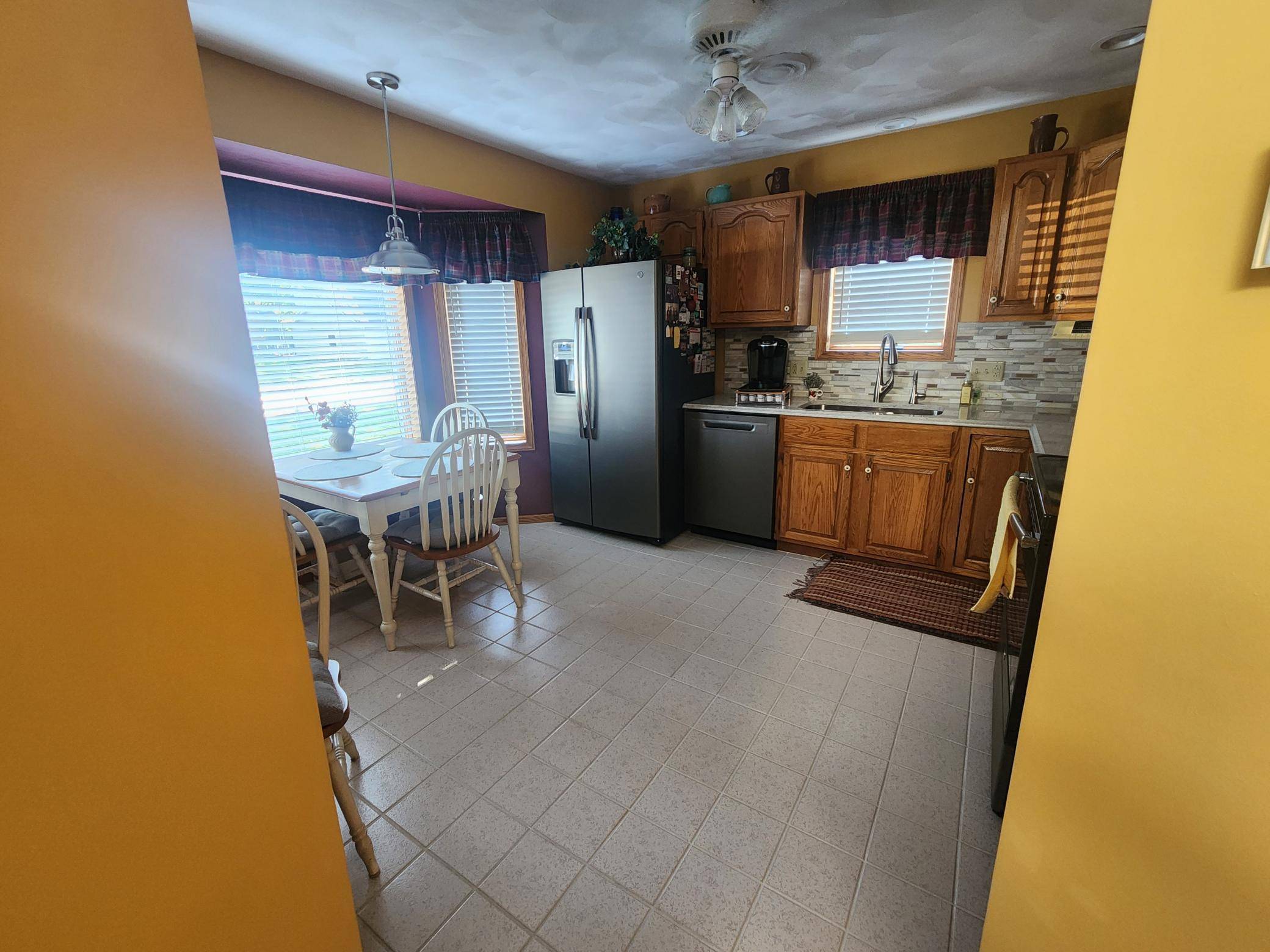512 Galles DR, Redwood Falls, MN 56283