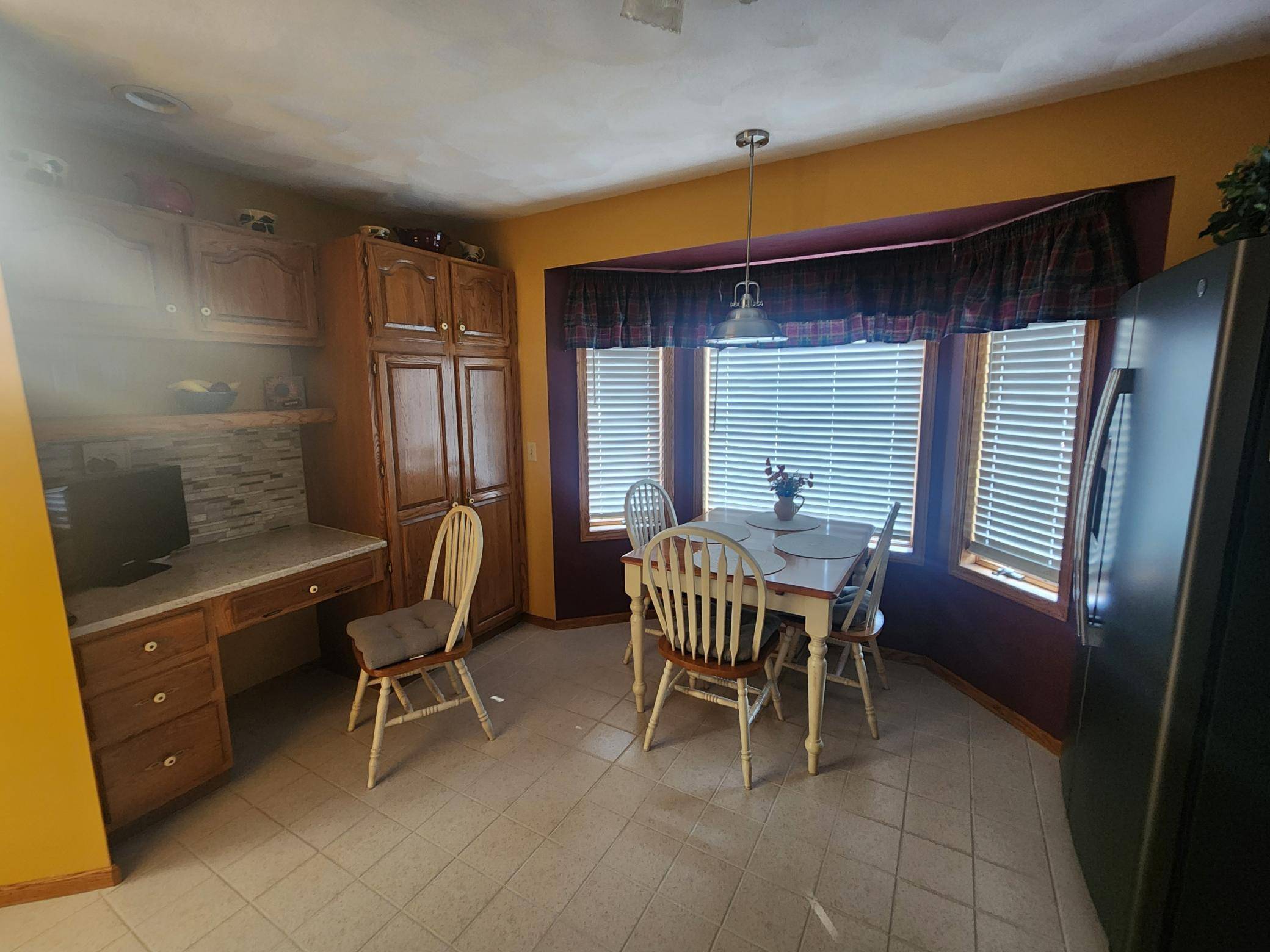 512 Galles DR, Redwood Falls, MN 56283