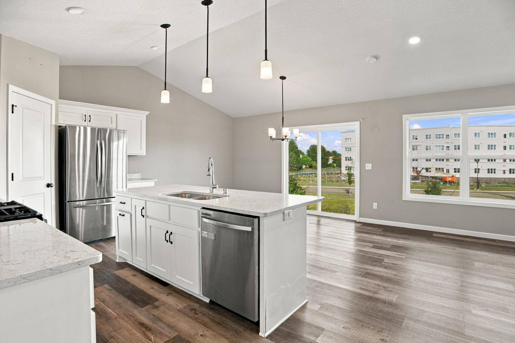 10097 Mississippi Dunes BLVD S, Cottage Grove, MN 55016