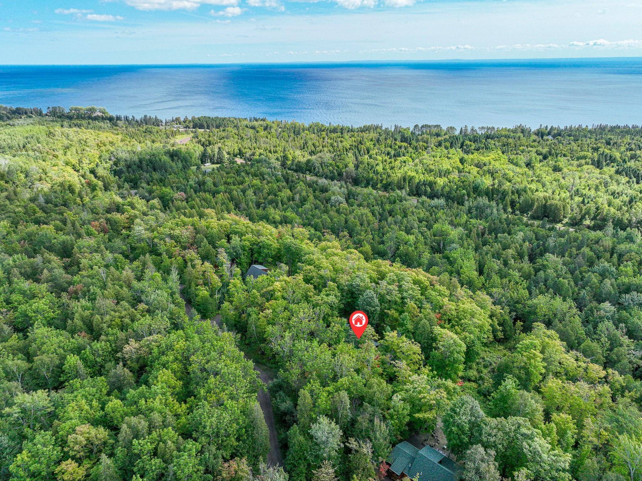 2626 Ridgeview DR, Two Harbors, MN 55616