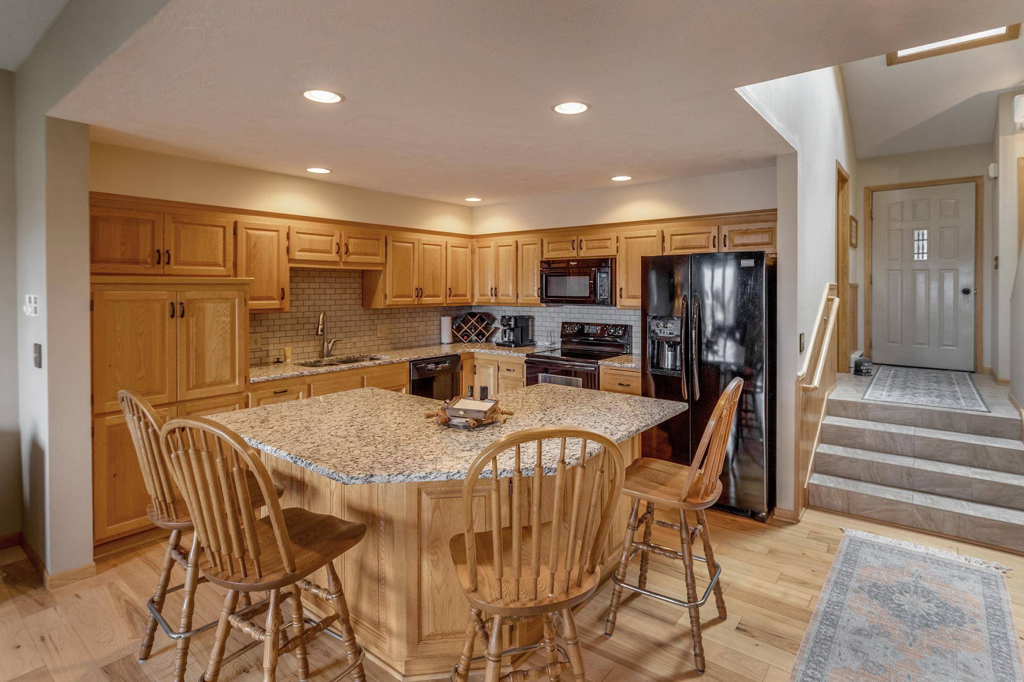 936 Railroad AVE W, Walker, MN 56484