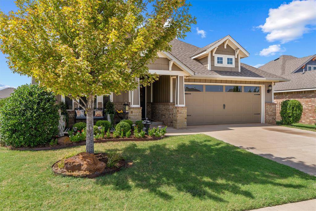 18613 Melogold DR, Edmond, OK 73012
