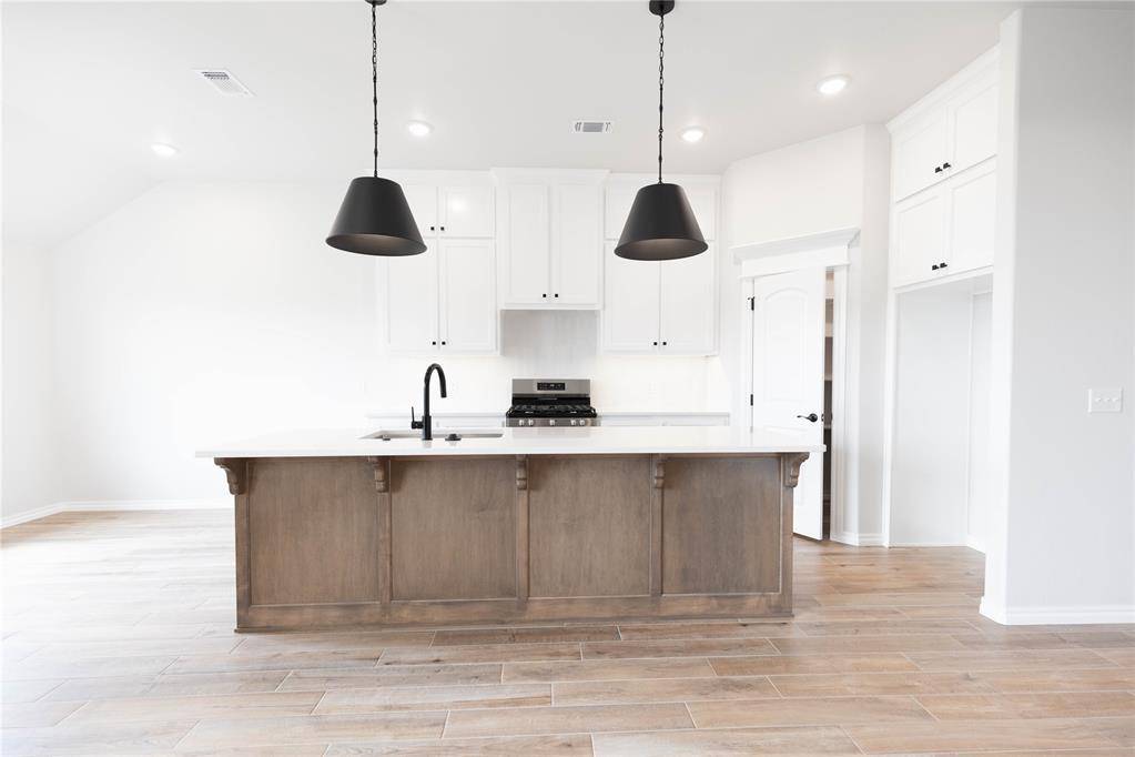 15228 Bedford RD, Edmond, OK 73013