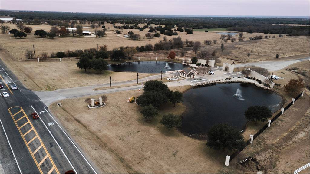 25064 Woodmont Drive, Whitney, TX 76692