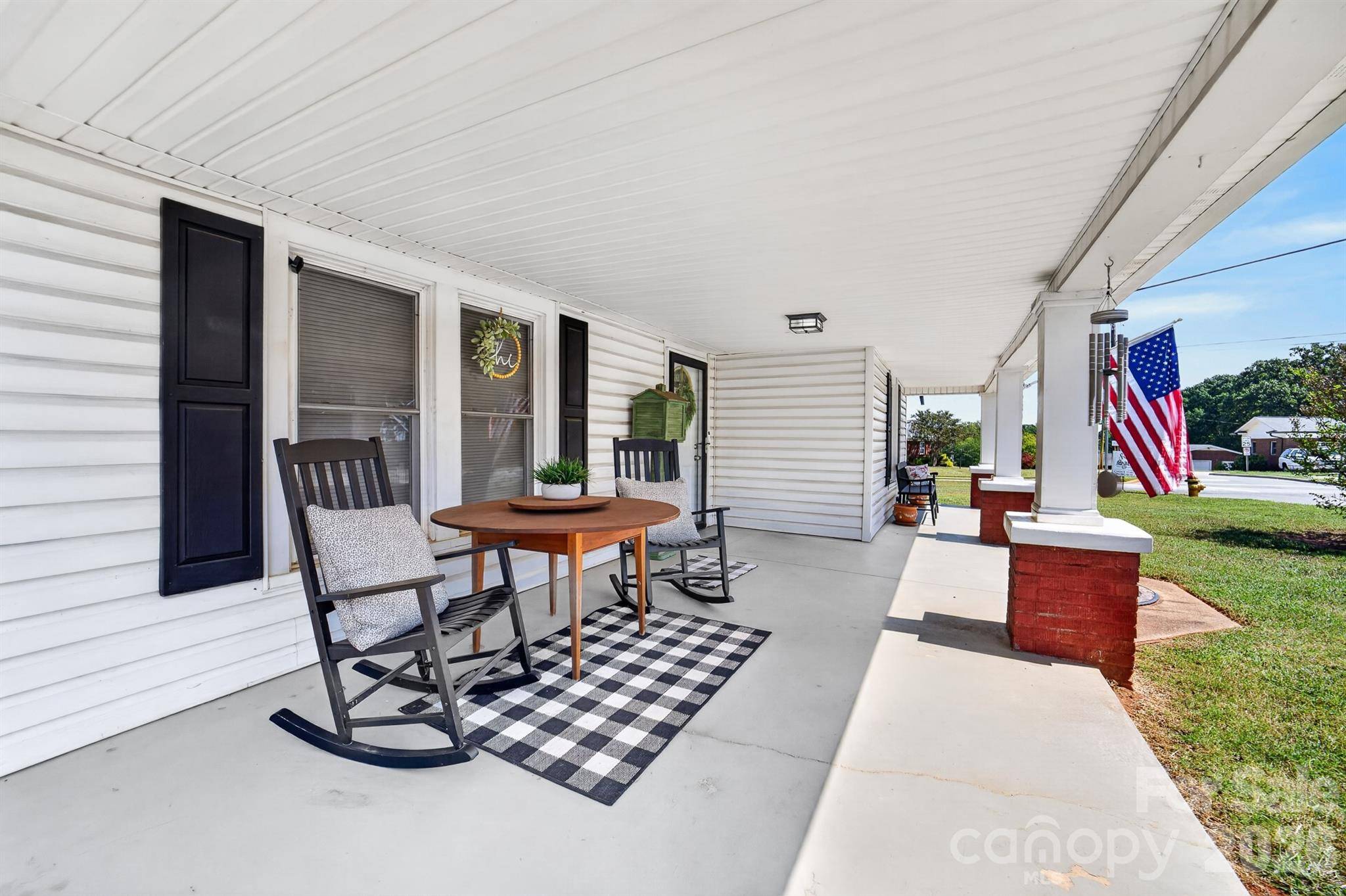 3276 E Calvin ST #1-2, Claremont, NC 28610