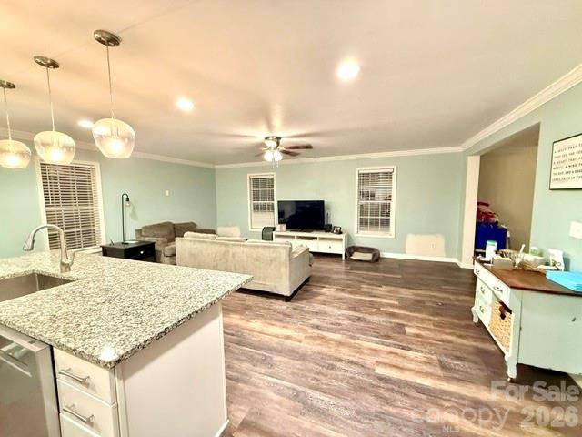 4632 Lynwood RD, Sherrills Ford, NC 28673