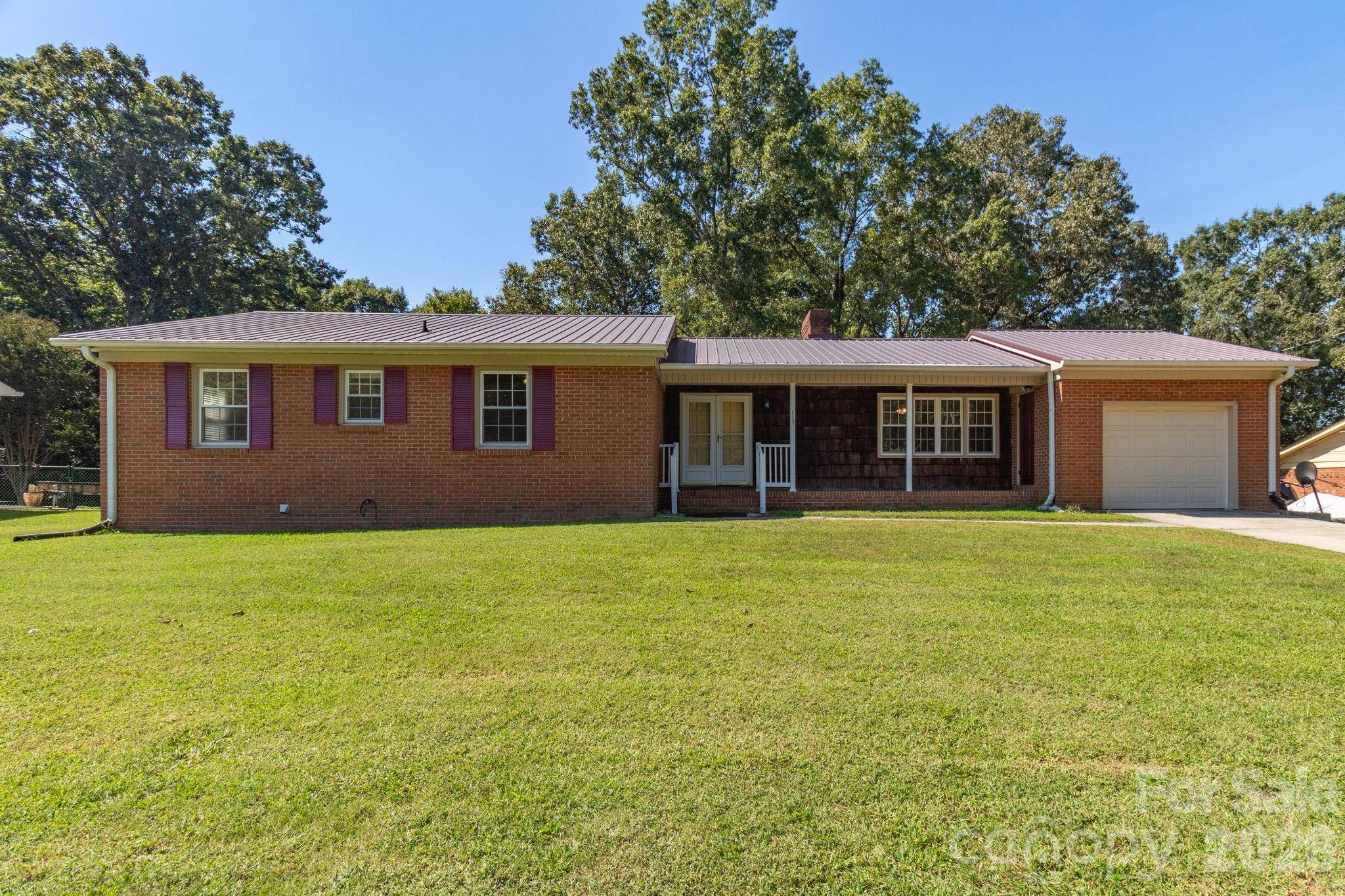115 Monroe DR, Lexington, NC 27295