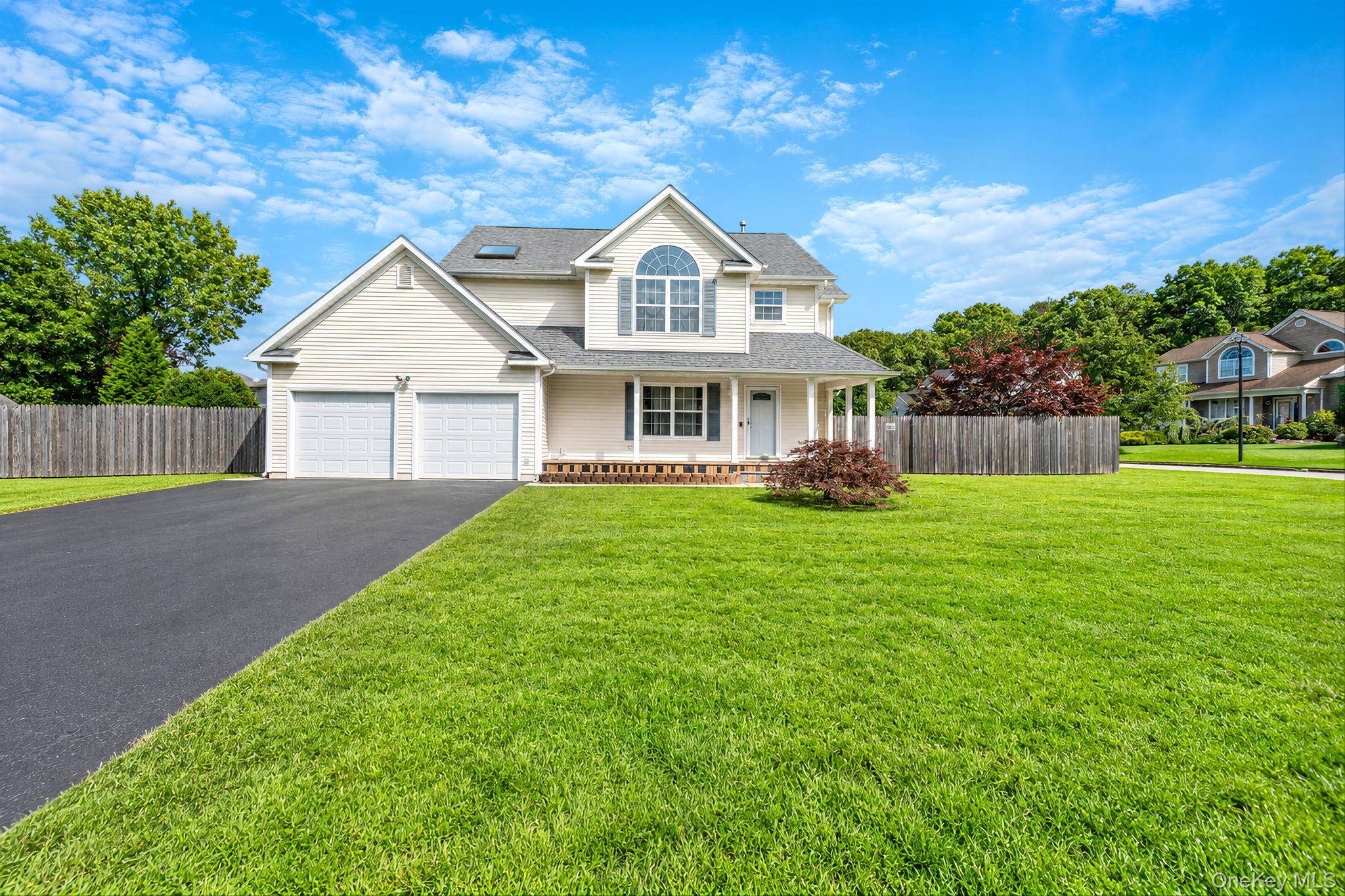 19 Oceanview BLVD, Manorville, NY 11949
