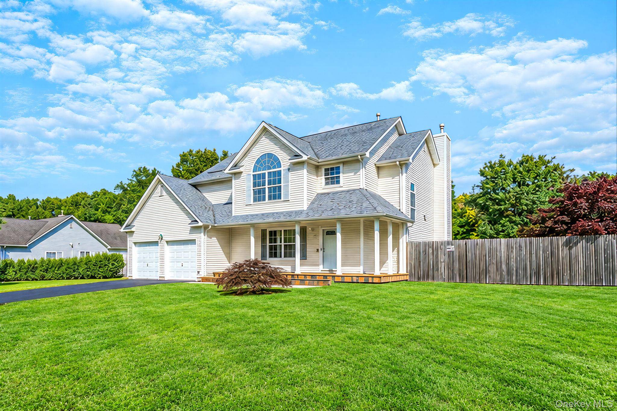 19 Oceanview BLVD, Manorville, NY 11949