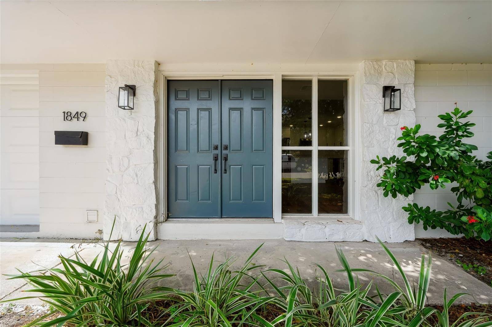 1849 NEW HAMPSHIRE AVE NE, St Petersburg, FL 33703
