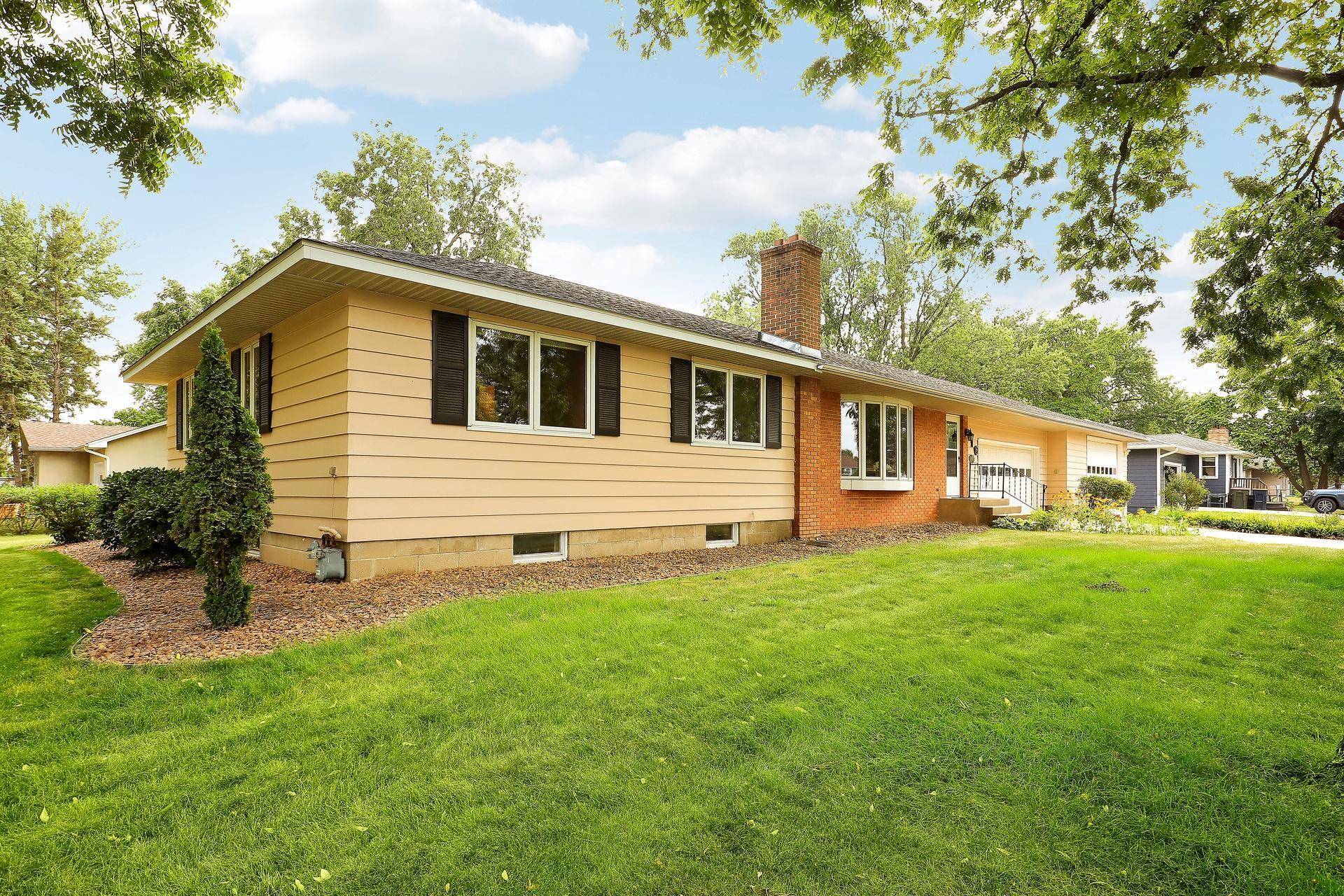 816 Maple ST, Farmington, MN 55024