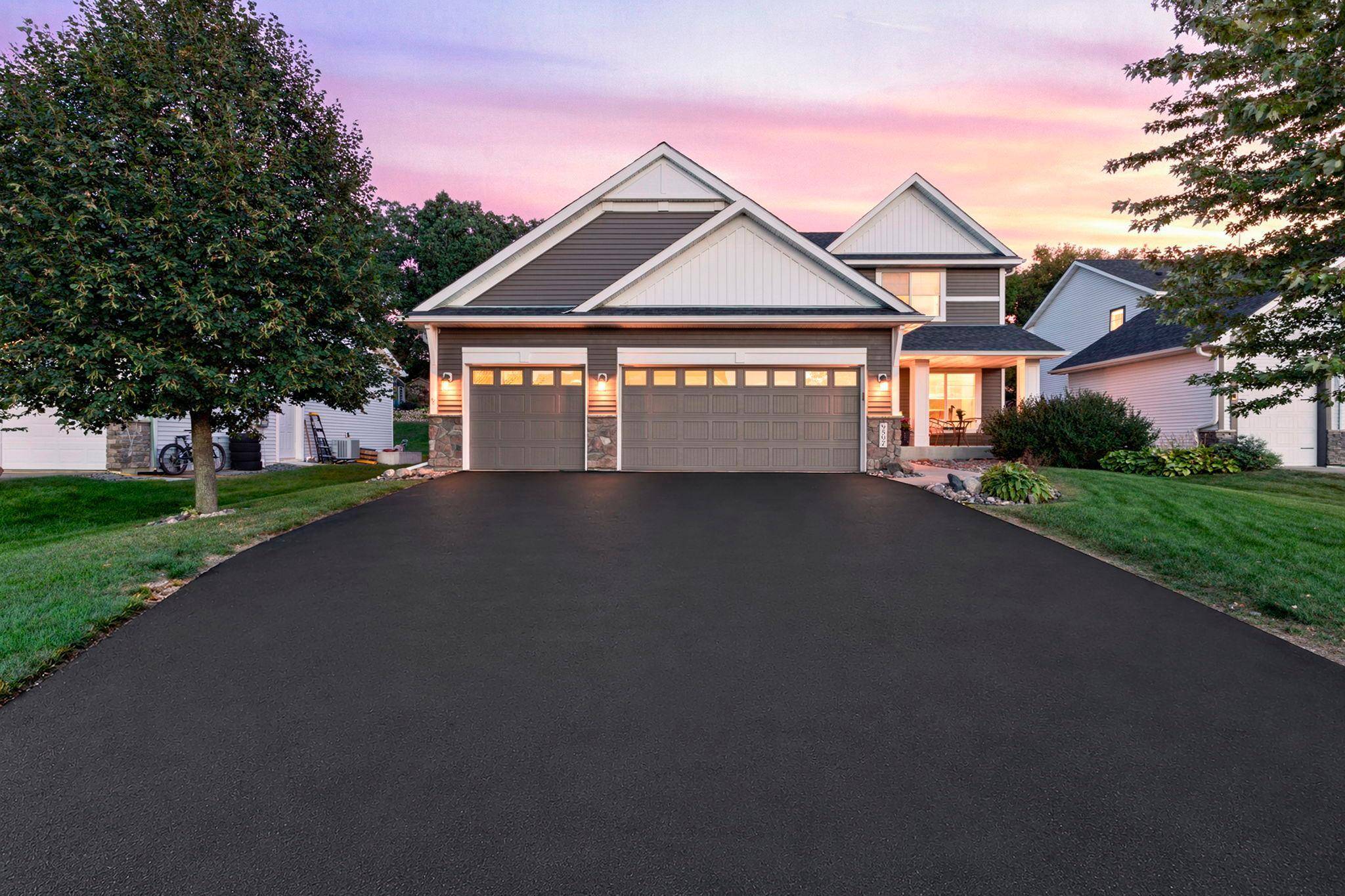 9597 198th ST W, Lakeville, MN 55044