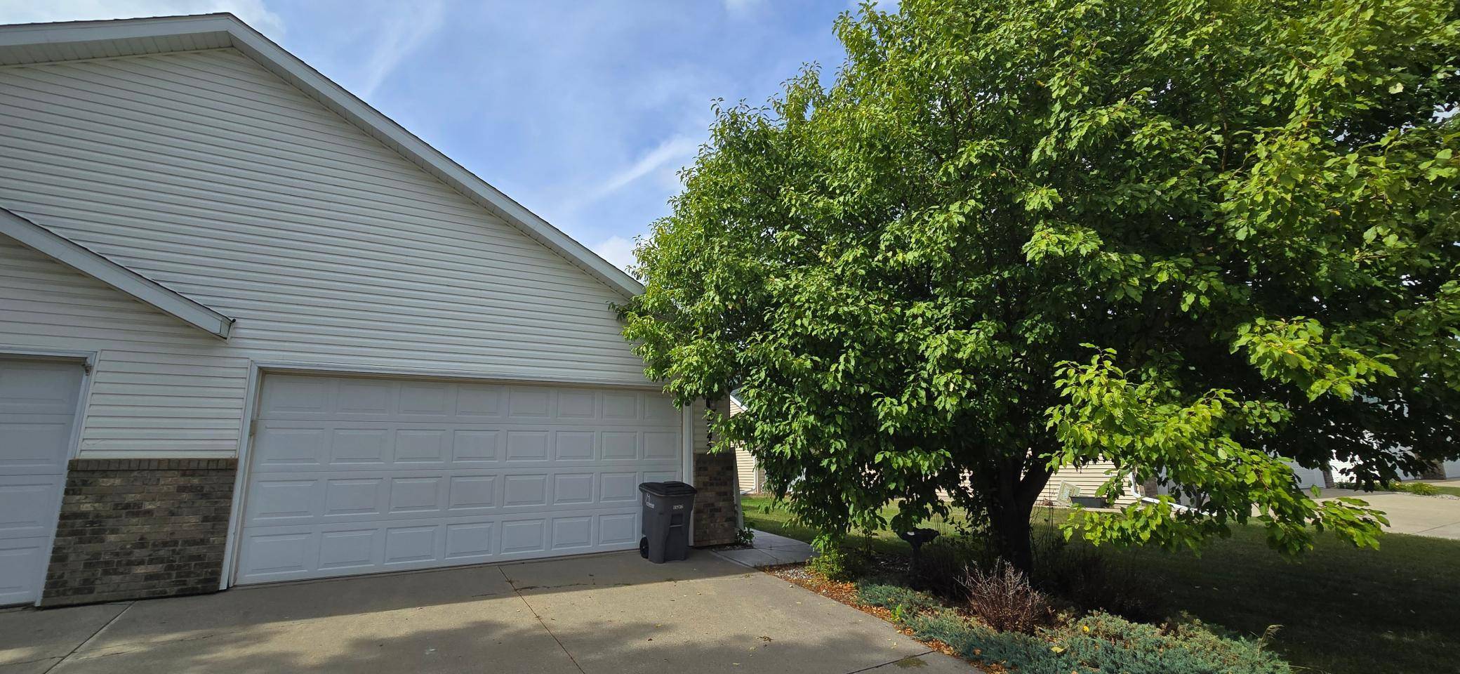 3345 38th ST S, Moorhead, MN 56560