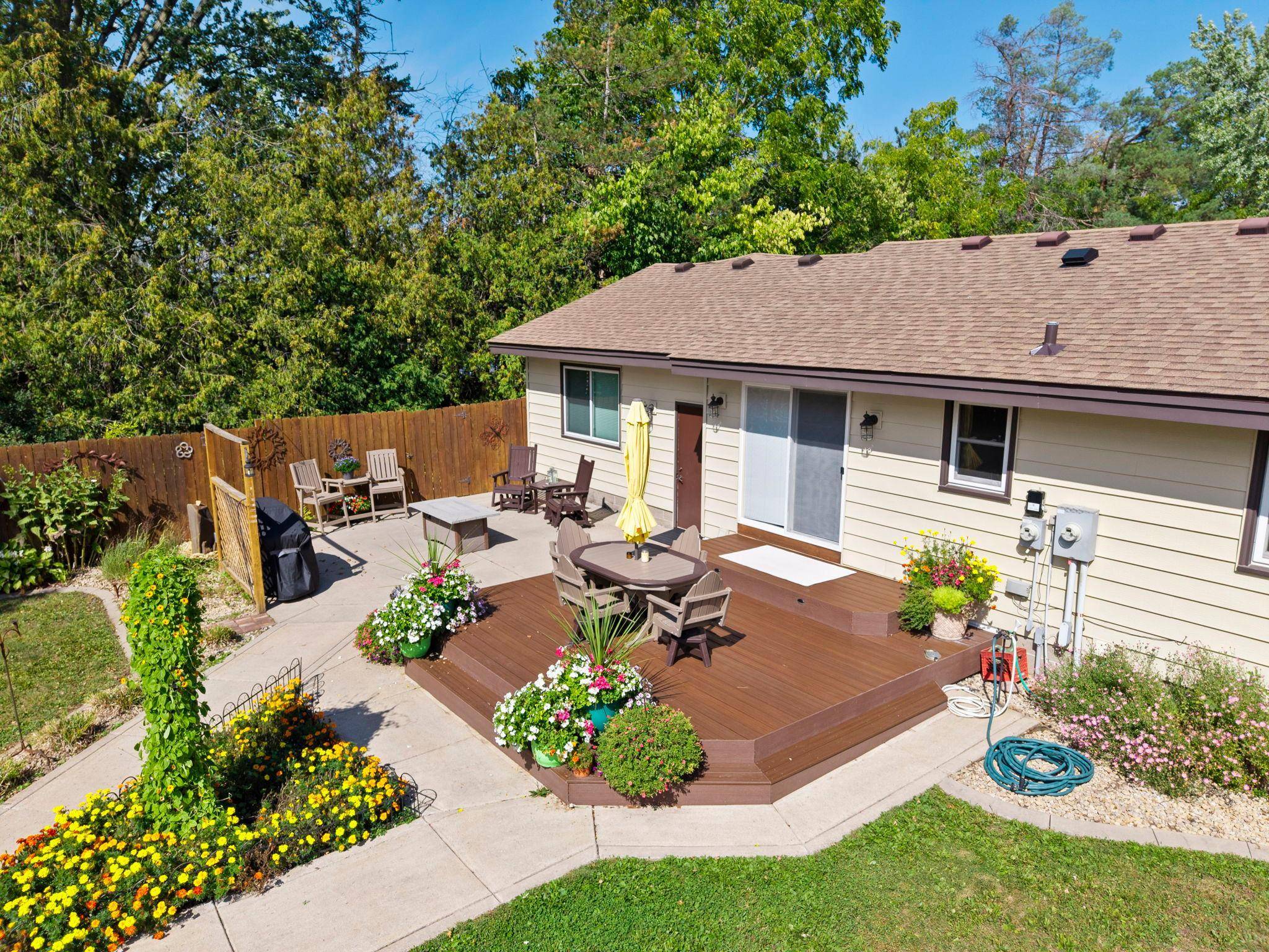 8840 235th ST W, Lakeville, MN 55044