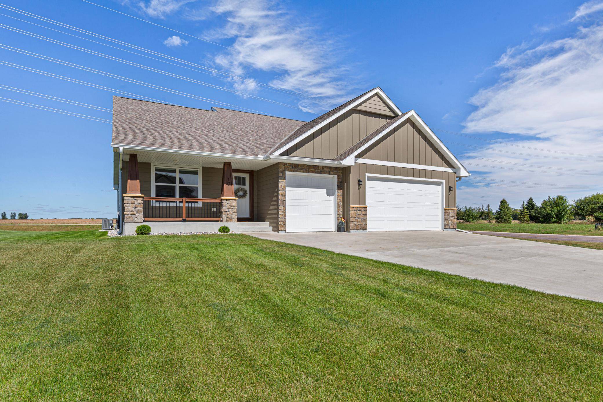 10 Sunset CT, North Mankato, MN 56003
