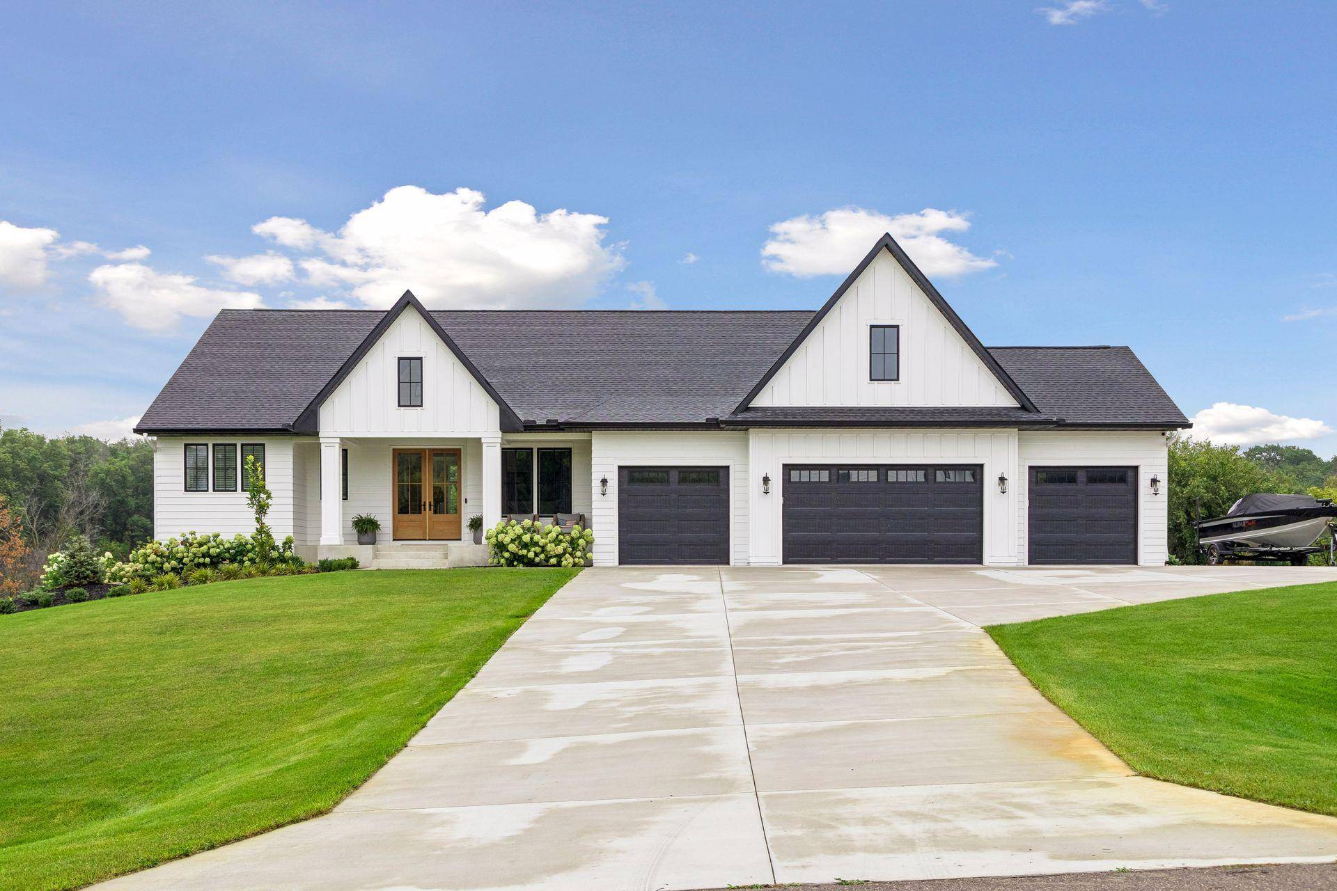 9763 Frontier LN, Lakeville, MN 55044