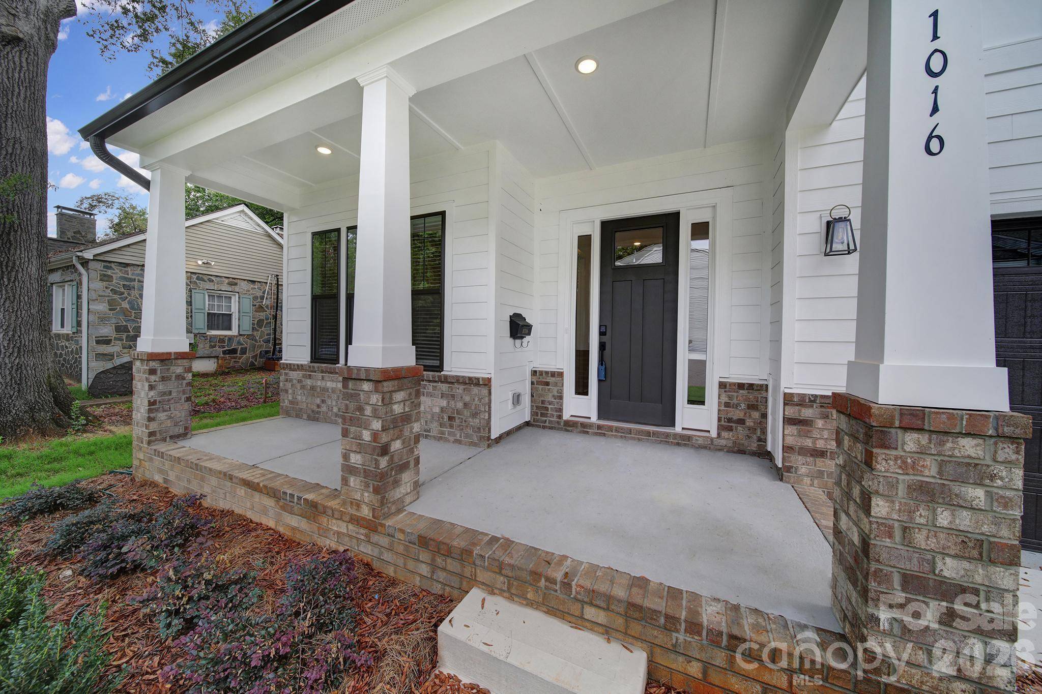 1016 Rockway DR, Charlotte, NC 28205