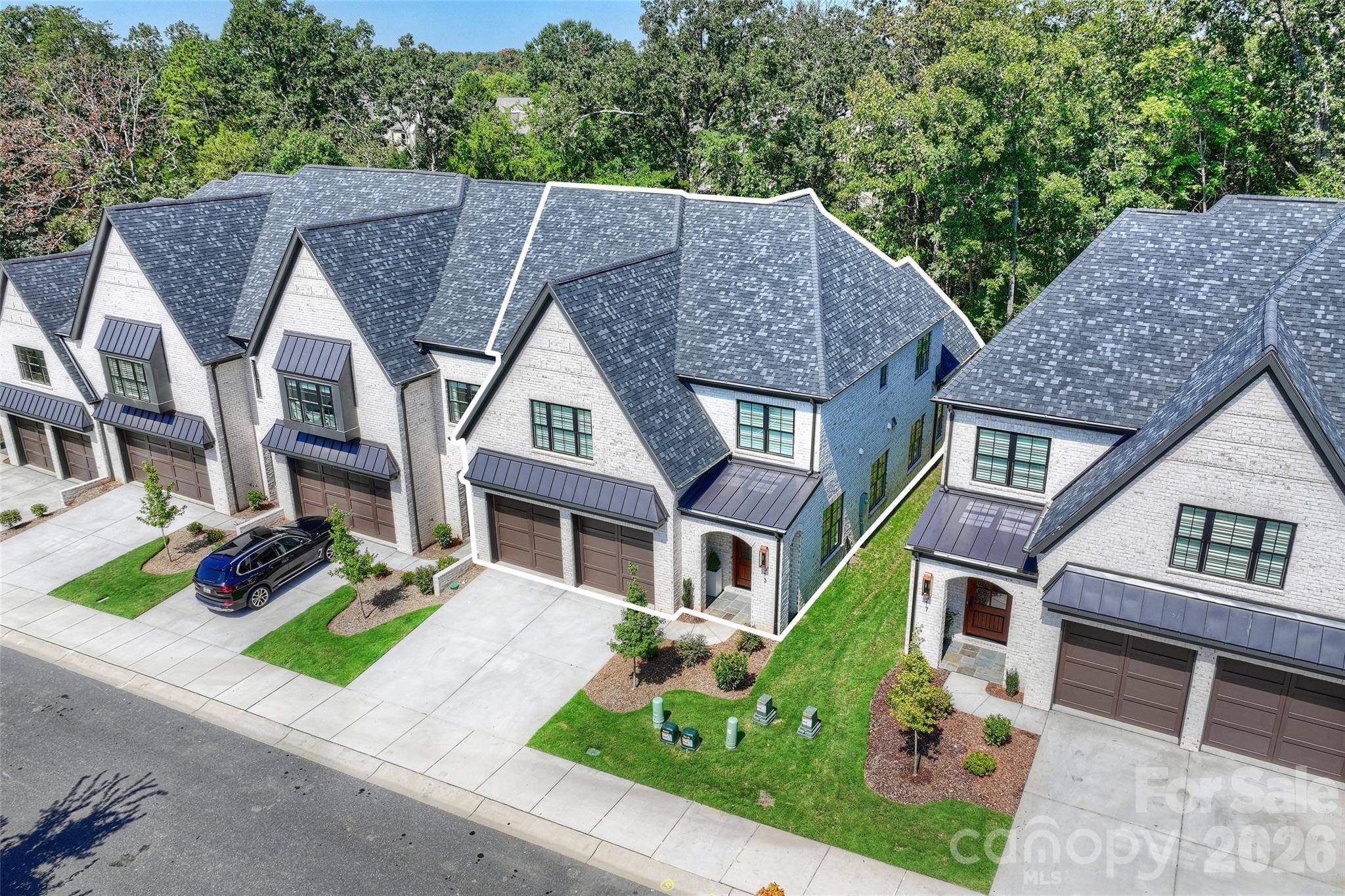 313 Audrey PL, Charlotte, NC 28226