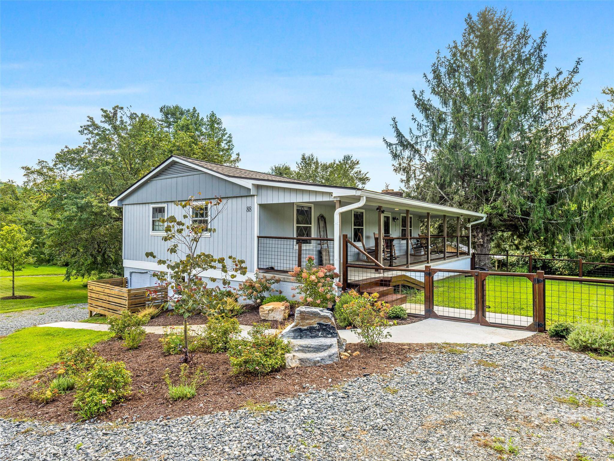 88 Patterson Estate RD, Pisgah Forest, NC 28768