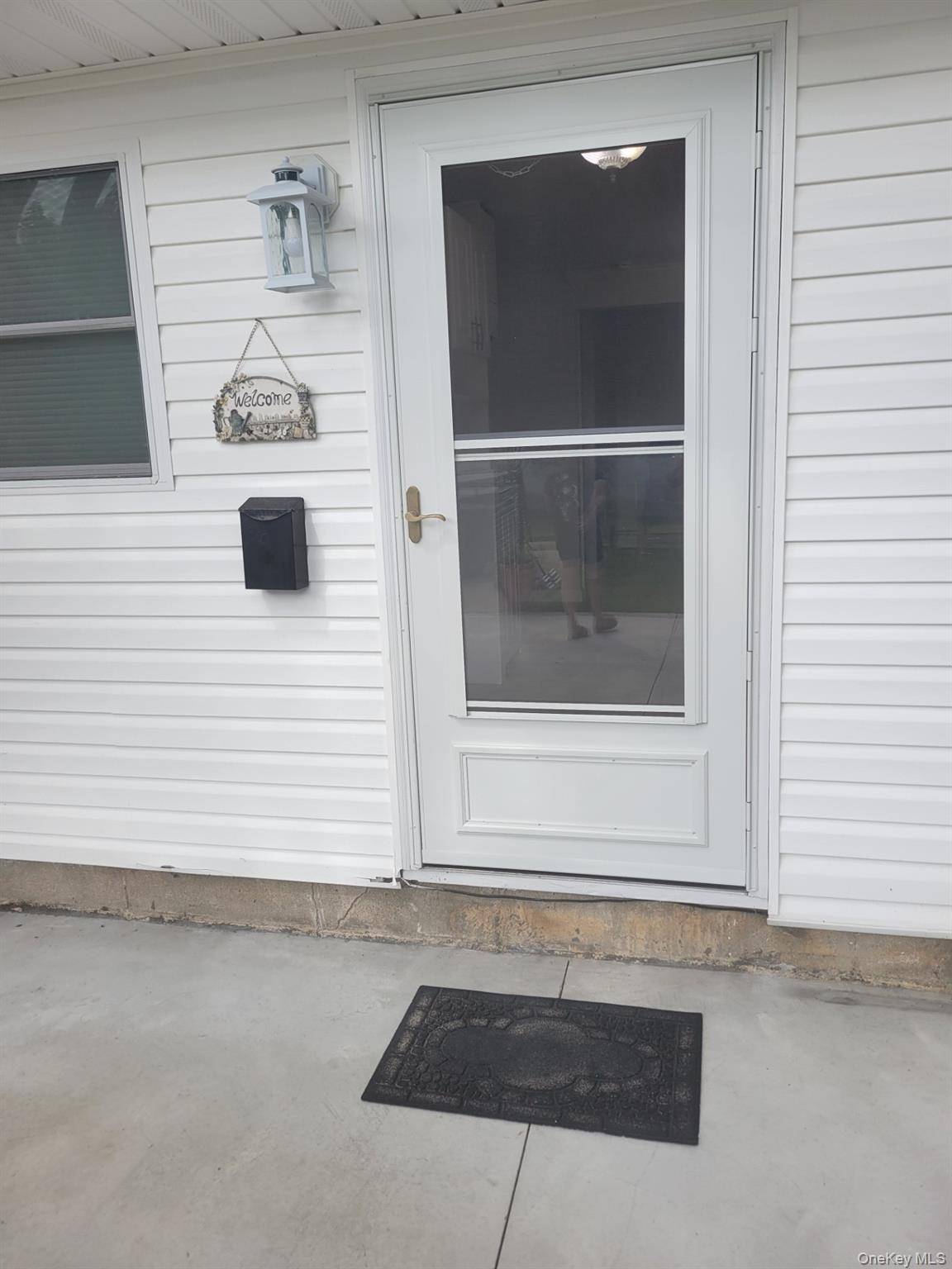 158 Dakota AVE, Bay Shore, NY 11706