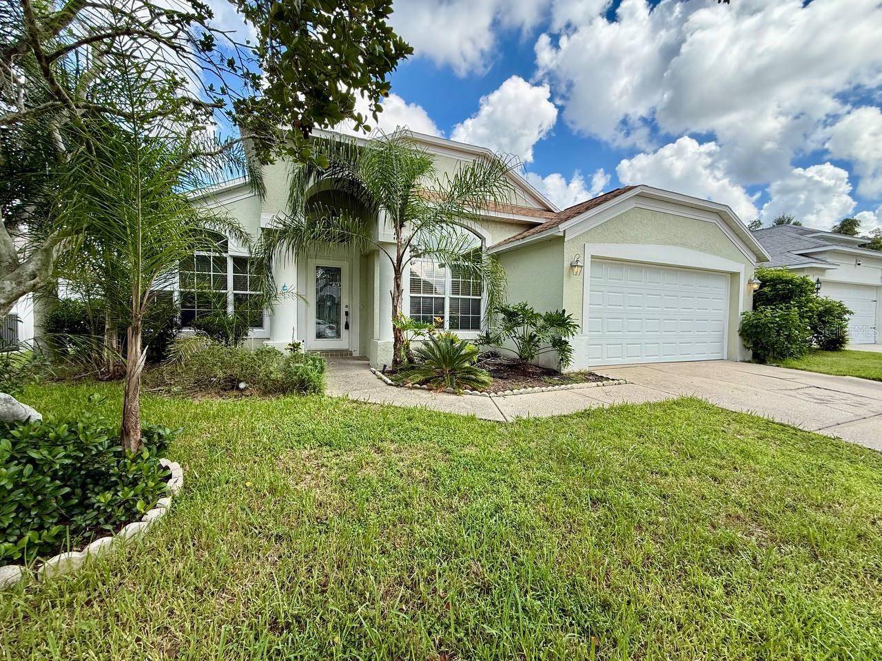 19021 WEATHERSTONE DR, Tampa, FL 33647