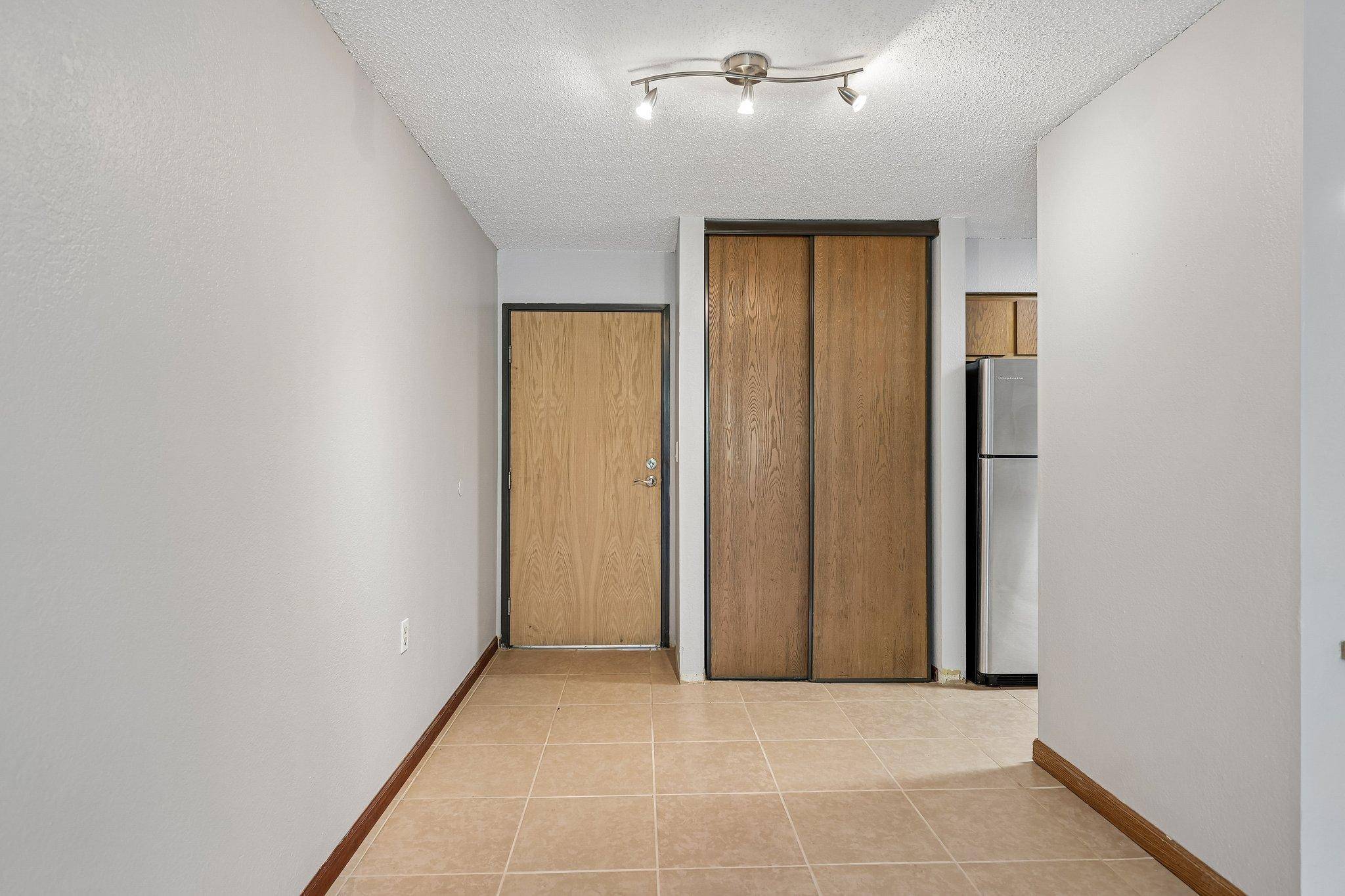 221 Grand Ave #115, South Saint Paul, MN 55075