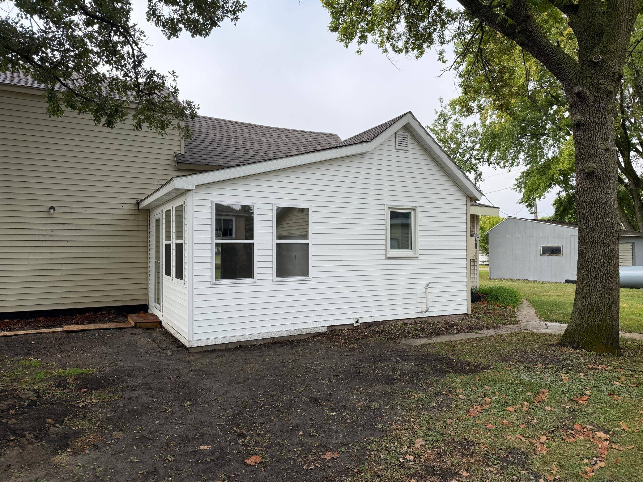203 4th ST S, De Graff, MN 56271