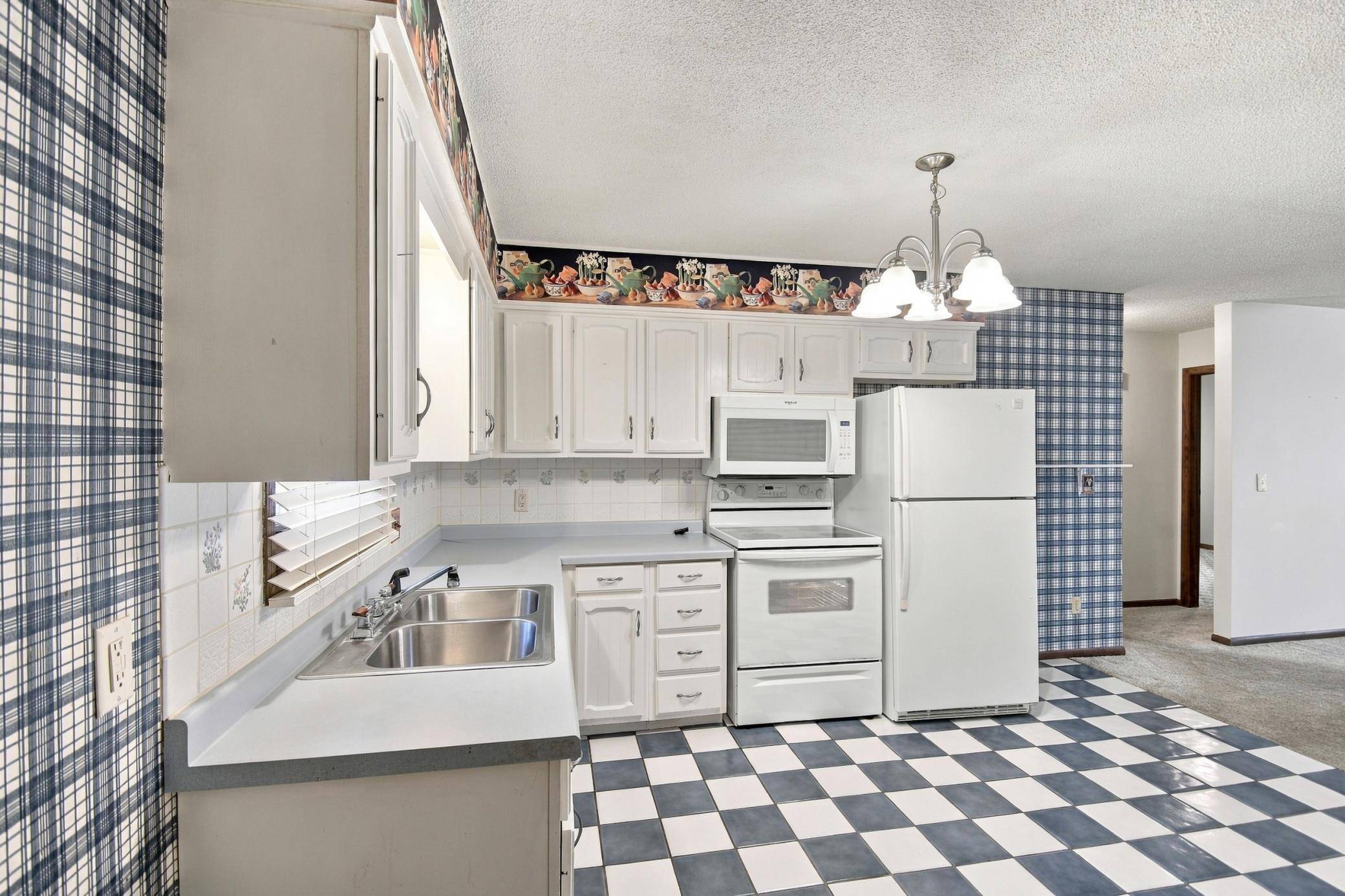 509 Jeffrey ST, Owatonna, MN 55060